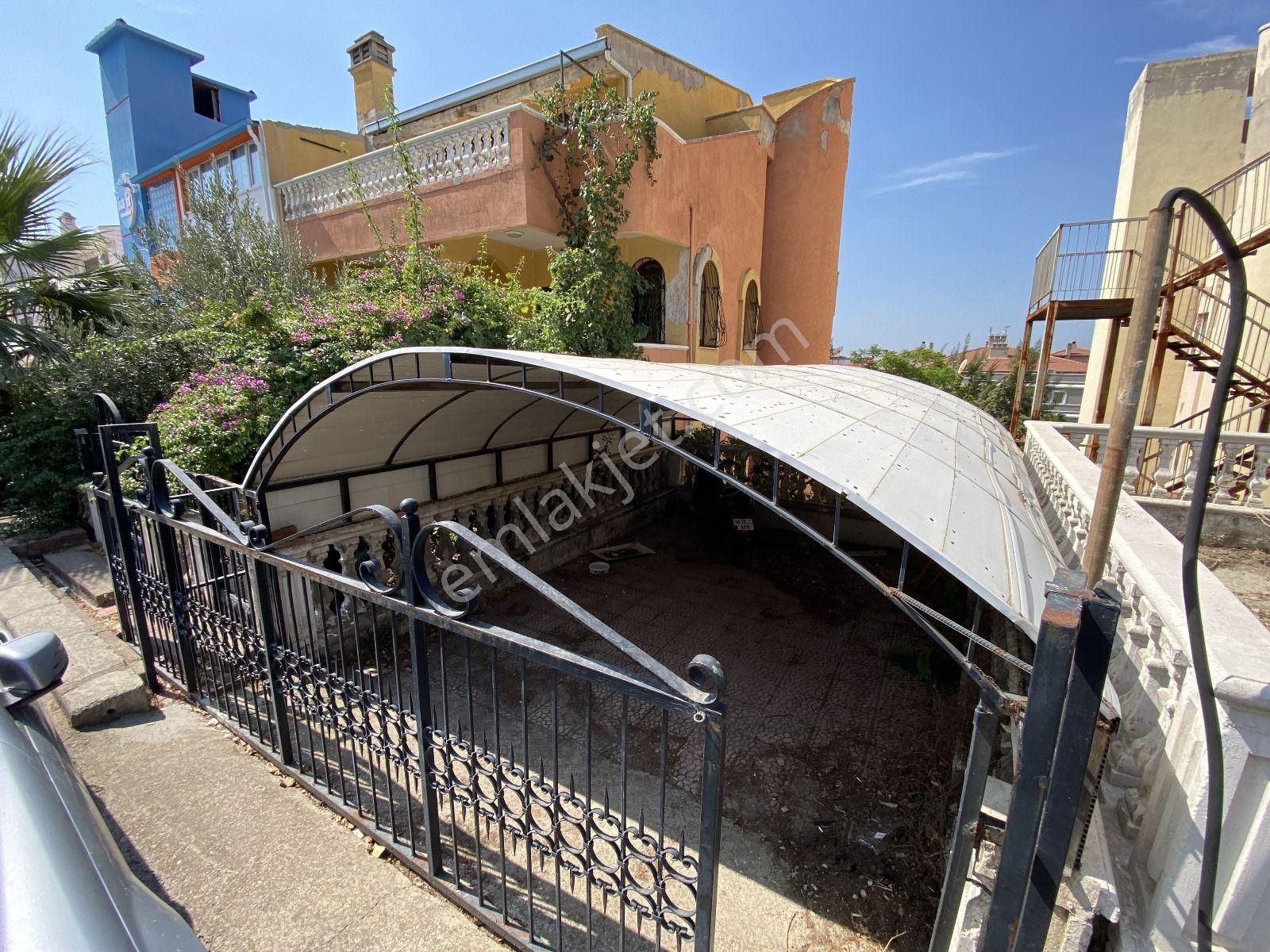 Ticari Kullanıma Uygun 4 Katlı Bahçeli Müstalik Bina - Görsel 10