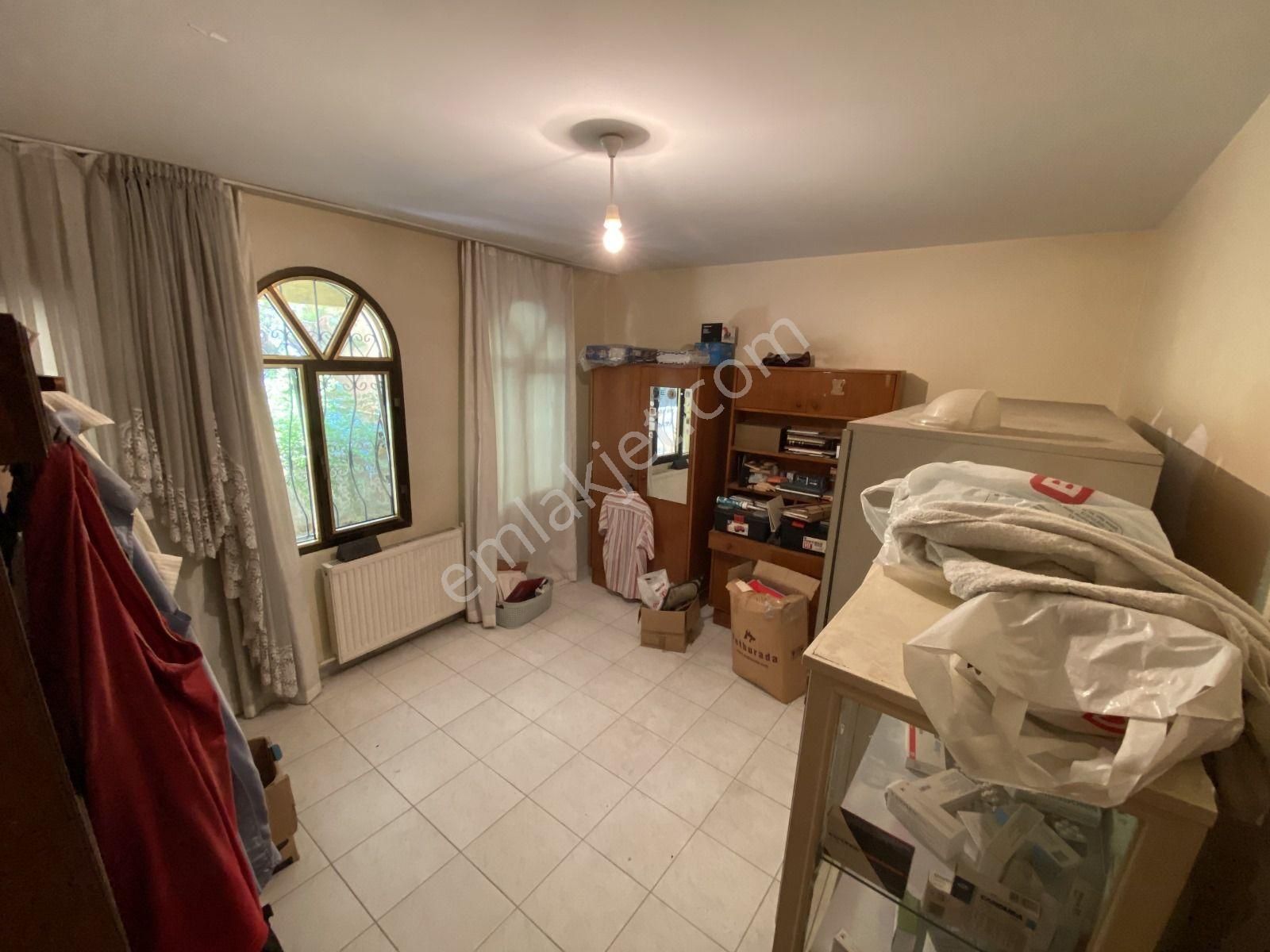 Ticari Kullanıma Uygun 4 Katlı Bahçeli Müstalik Bina - Görsel 6