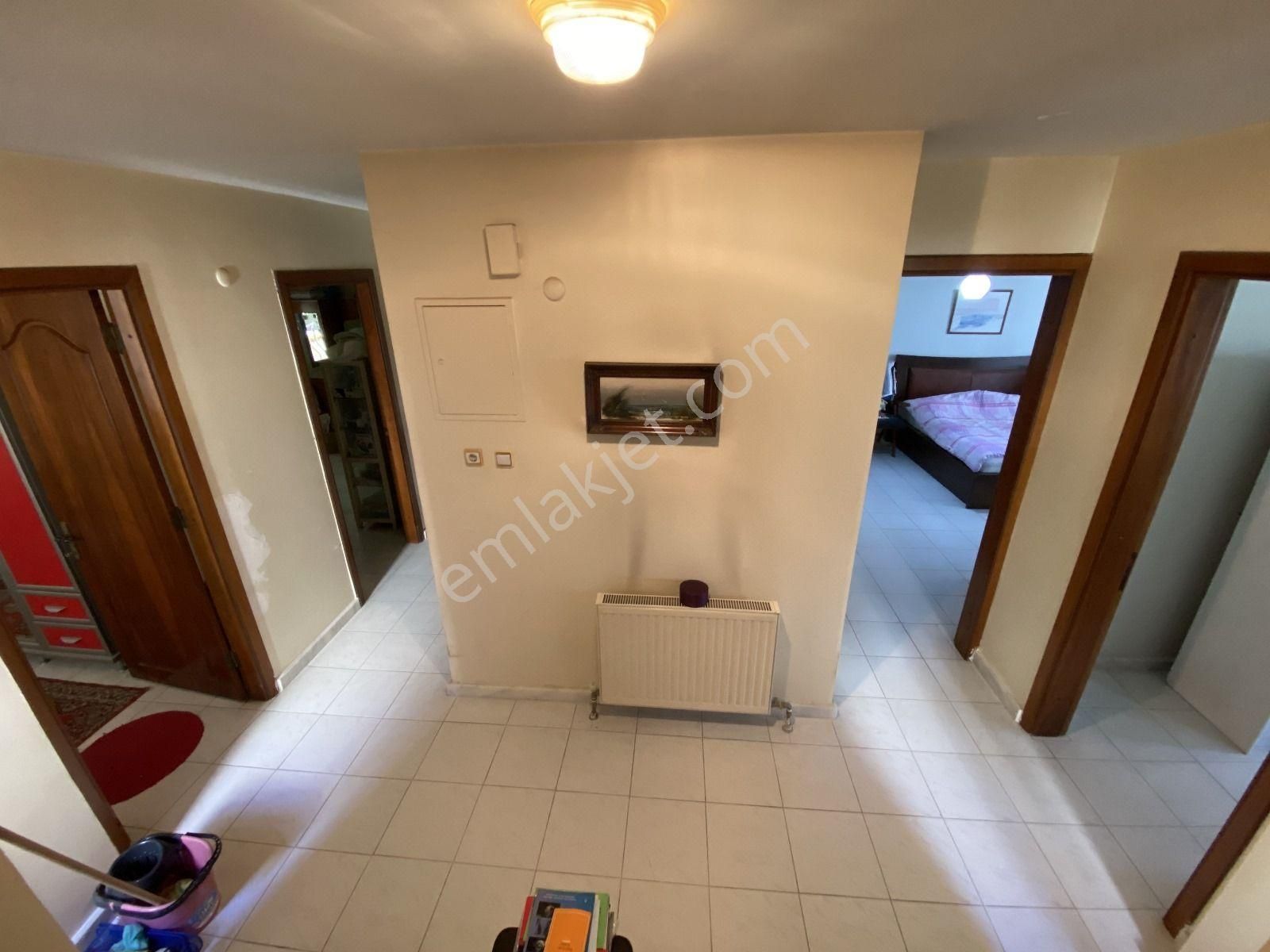 Ticari Kullanıma Uygun 4 Katlı Bahçeli Müstalik Bina - Görsel 9