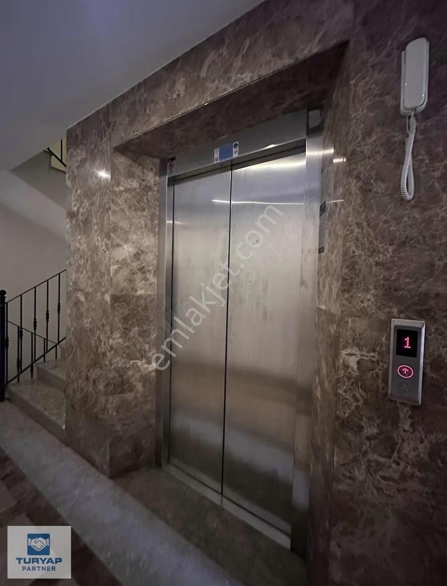 Şişli Meşrutiyette Metroya Yakın 3+1 Satılık Daire - Görsel 15