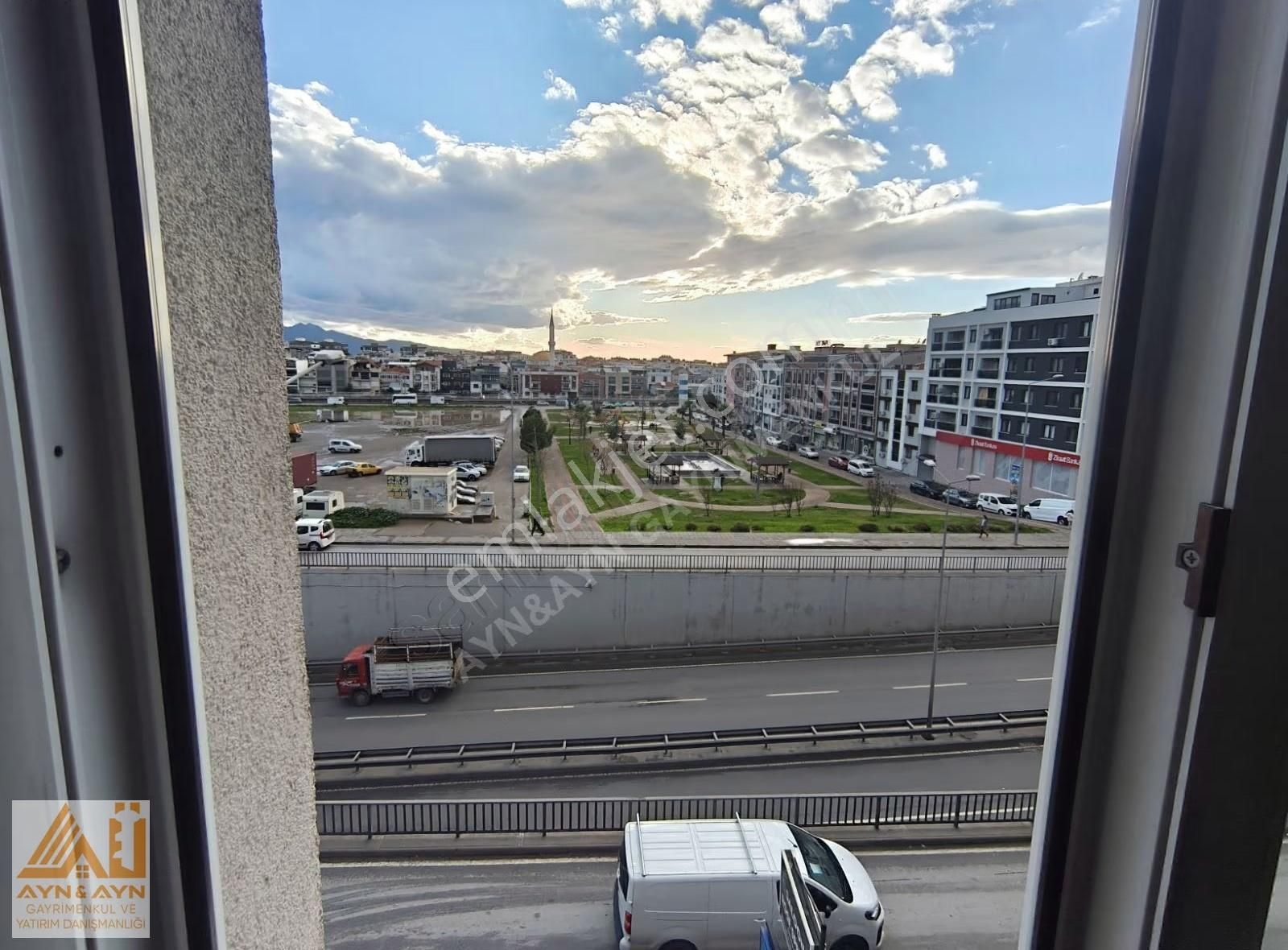 Ayn Gayrimenkul Den Çiğli Egekent Girişin De 2+1 Kiralık Daire . - Görsel 2