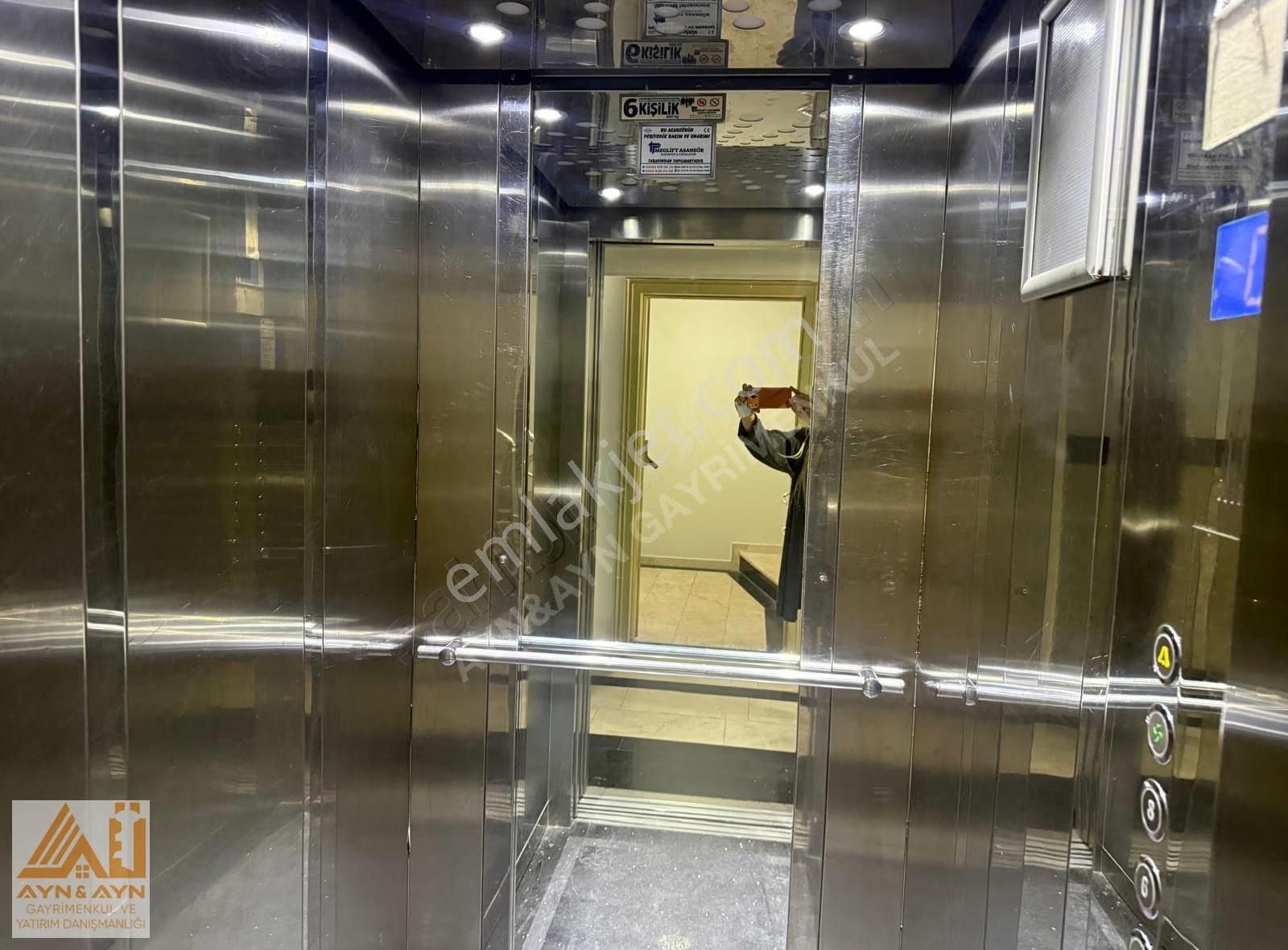 Karşıyaka Şemikler'de Eşyalı Kiralık 2+1 Daire - Görsel 5