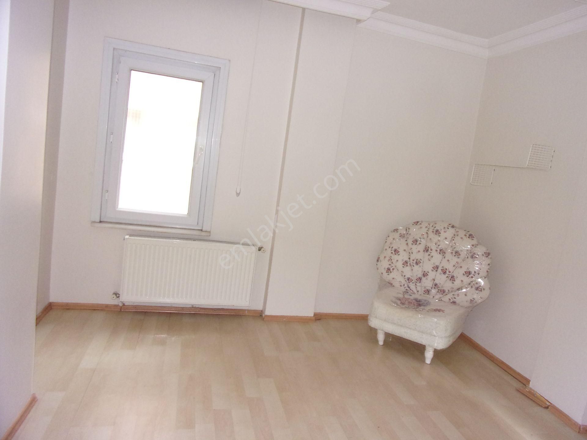 Tarabya Sitede 3+1 140 Metrekare Çok Bakımlı Satılık Daire - Görsel 24