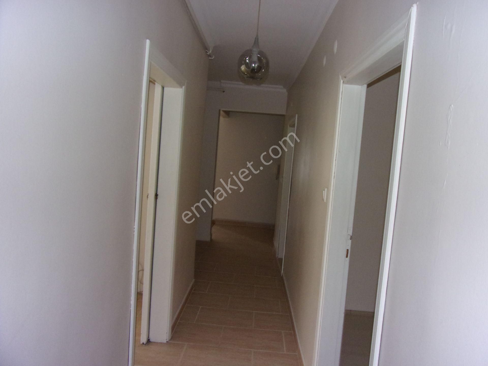 Tarabya Sitede 3+1 140 Metrekare Çok Bakımlı Satılık Daire - Görsel 22