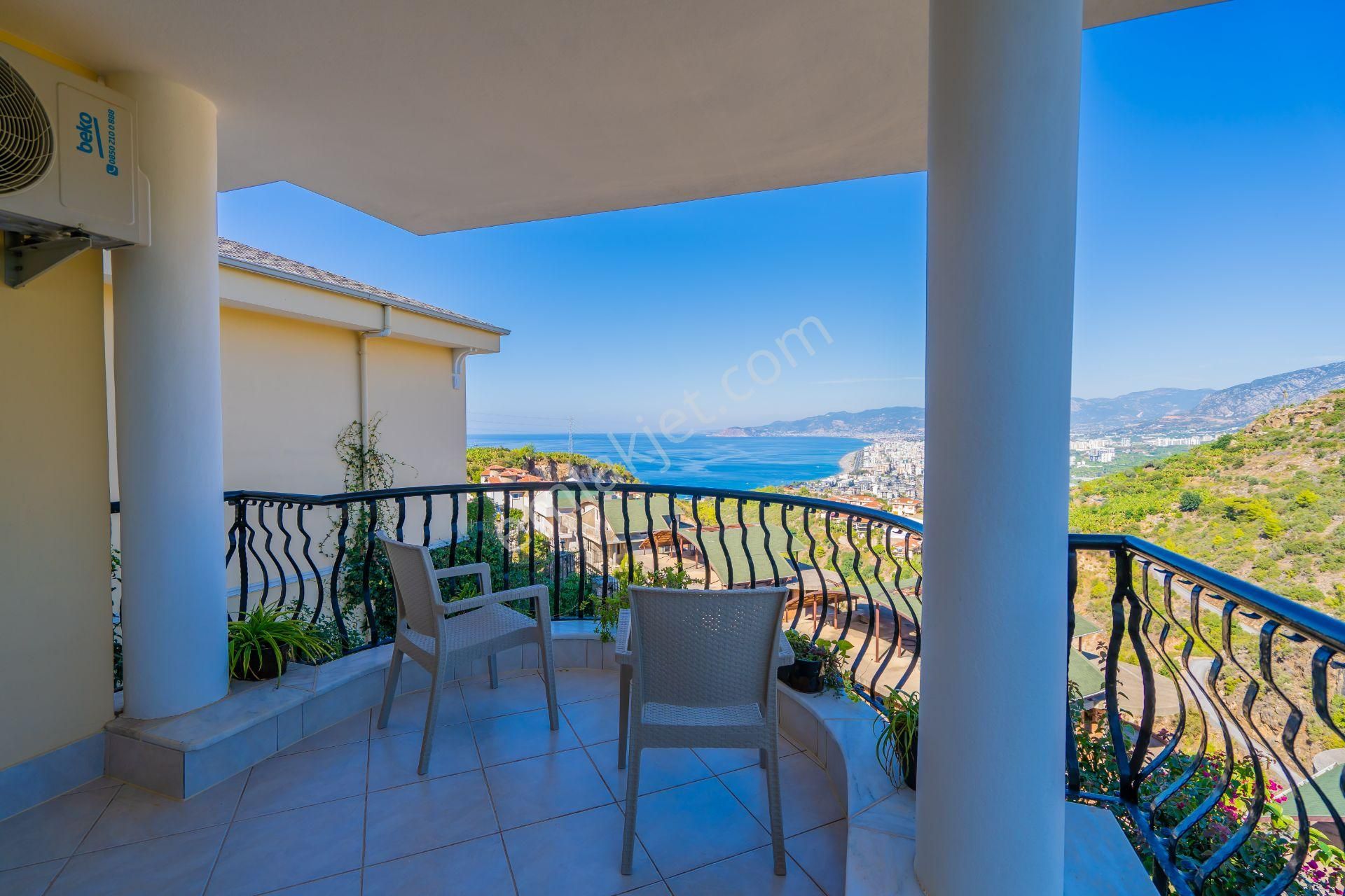 Kargıcakta Panoramik Deniz Manzaralı, Özel Bahçeli 3+1 Villa - Görsel 34