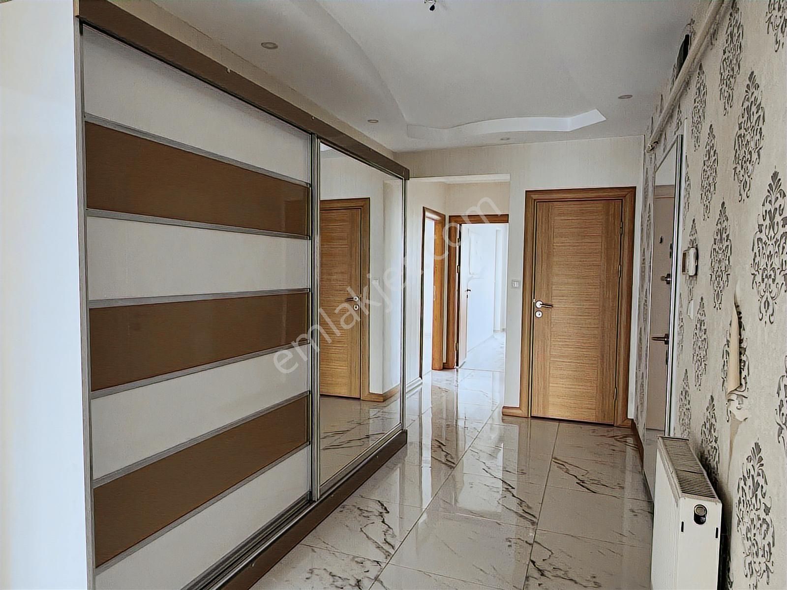 Önü Açık Geniş Ve Ferah Full Yapılı 3+1 Merkezi Isı Pay Ölçerli - Görsel 13