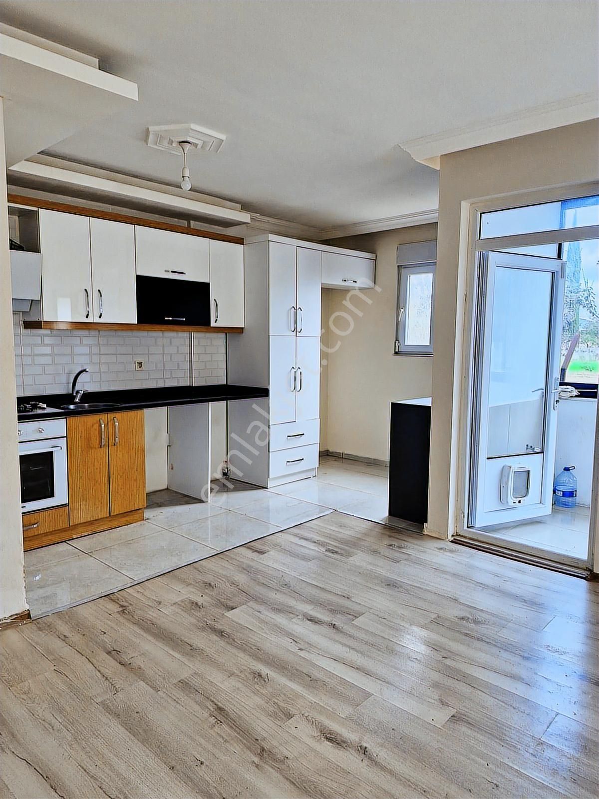 Altınova Da Temiz Cam Bolkunlu 2+1 Kiralık Daire