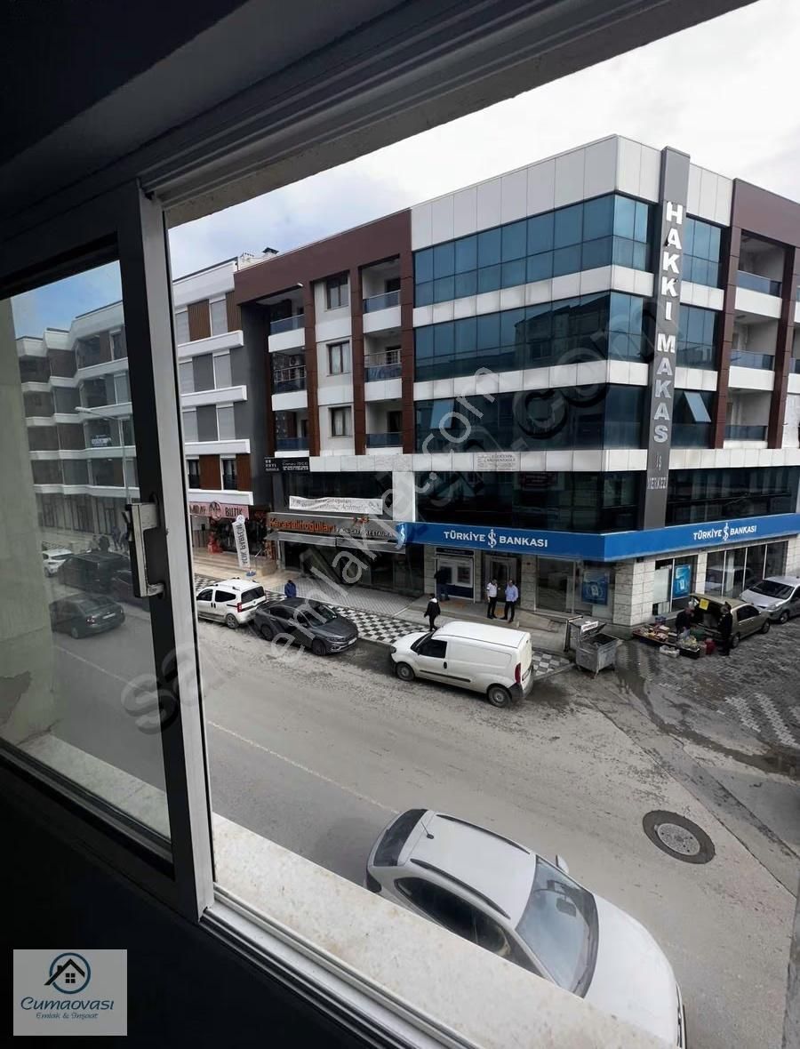 Cumaovası Emlaktan Merkezin İçinde 3+1 Kiralık Büro Ofis