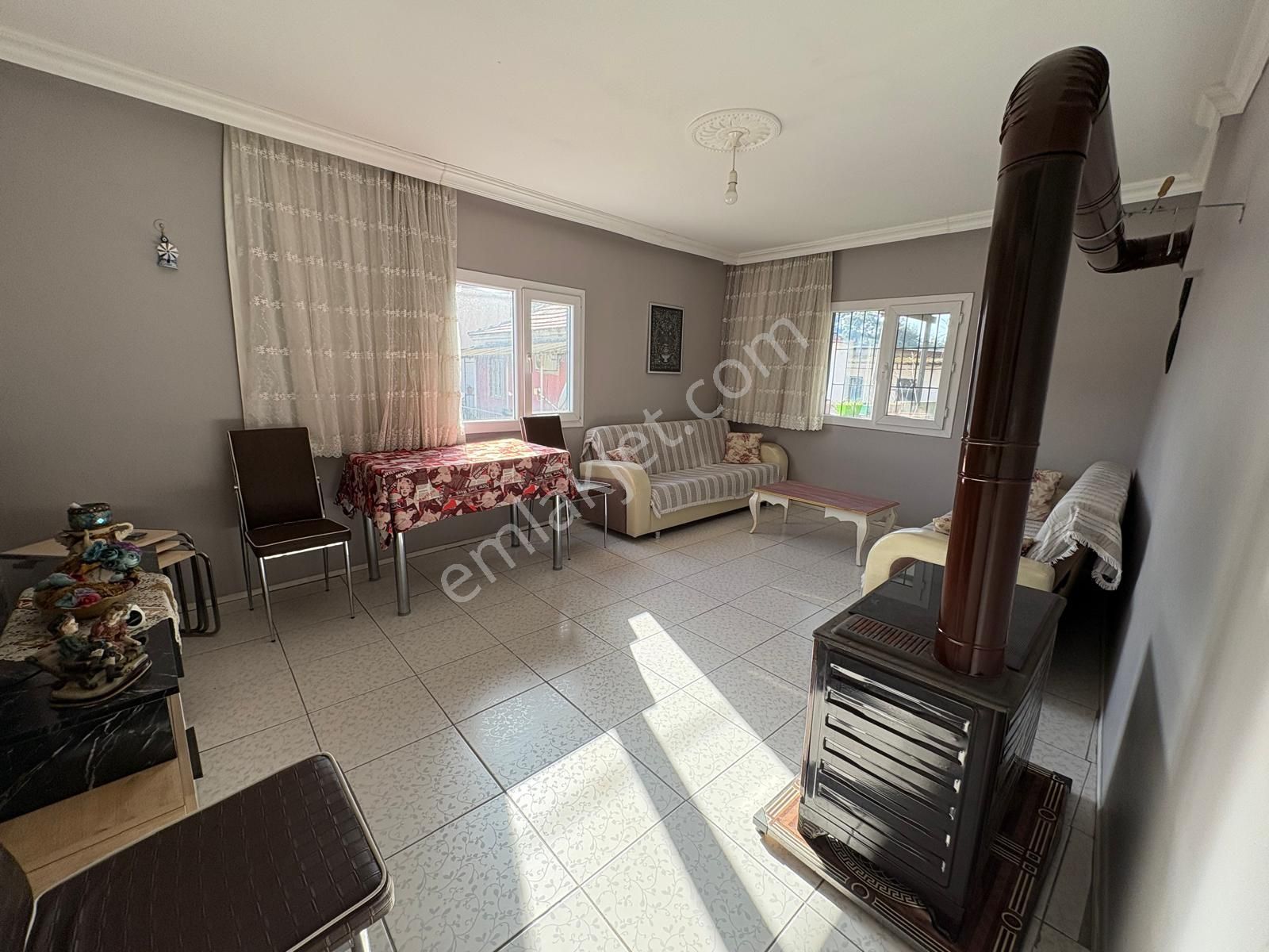 Aliağa Bozköyde 2+1 Kapalı Mutfak Müstakil Bahçeli Ev - Görsel 29