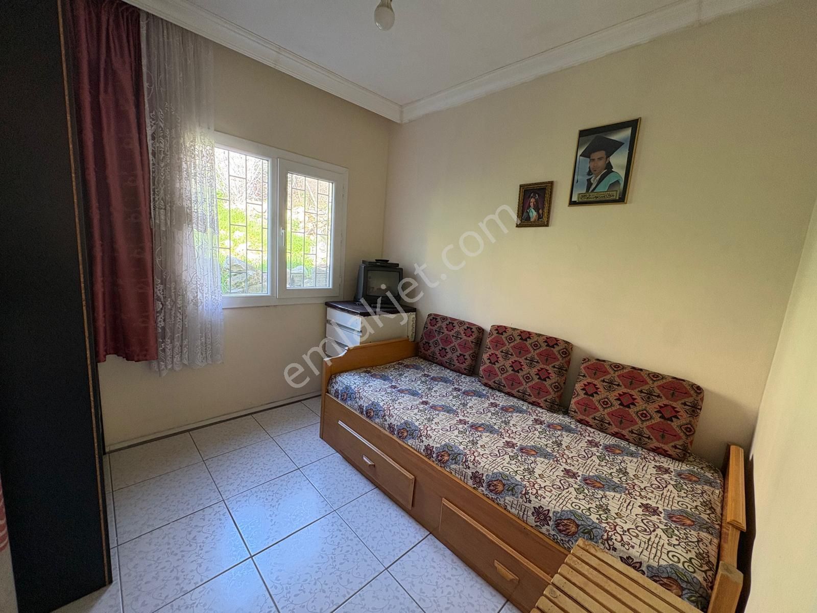 Aliağa Bozköyde 2+1 Kapalı Mutfak Müstakil Bahçeli Ev - Görsel 4