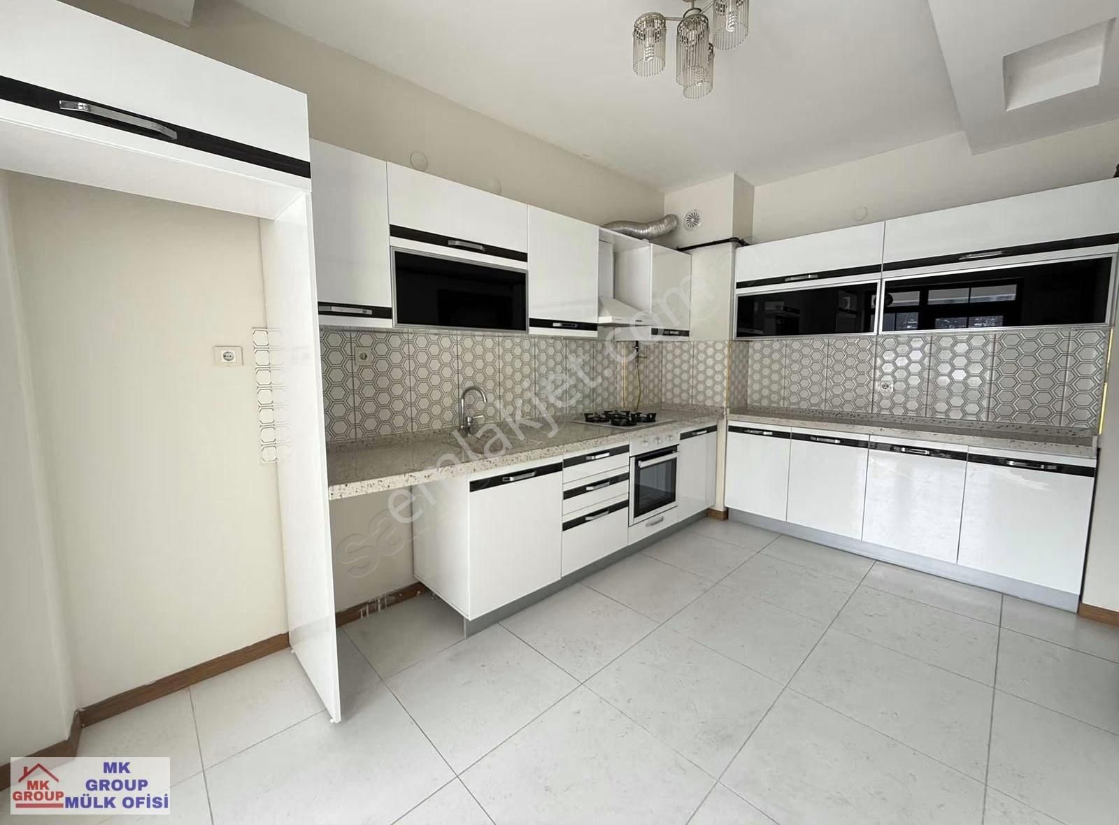 Yenidoğan'da Oscar Sitesinde Ultra Lux 3+1 Kiralık Daire - Görsel 22