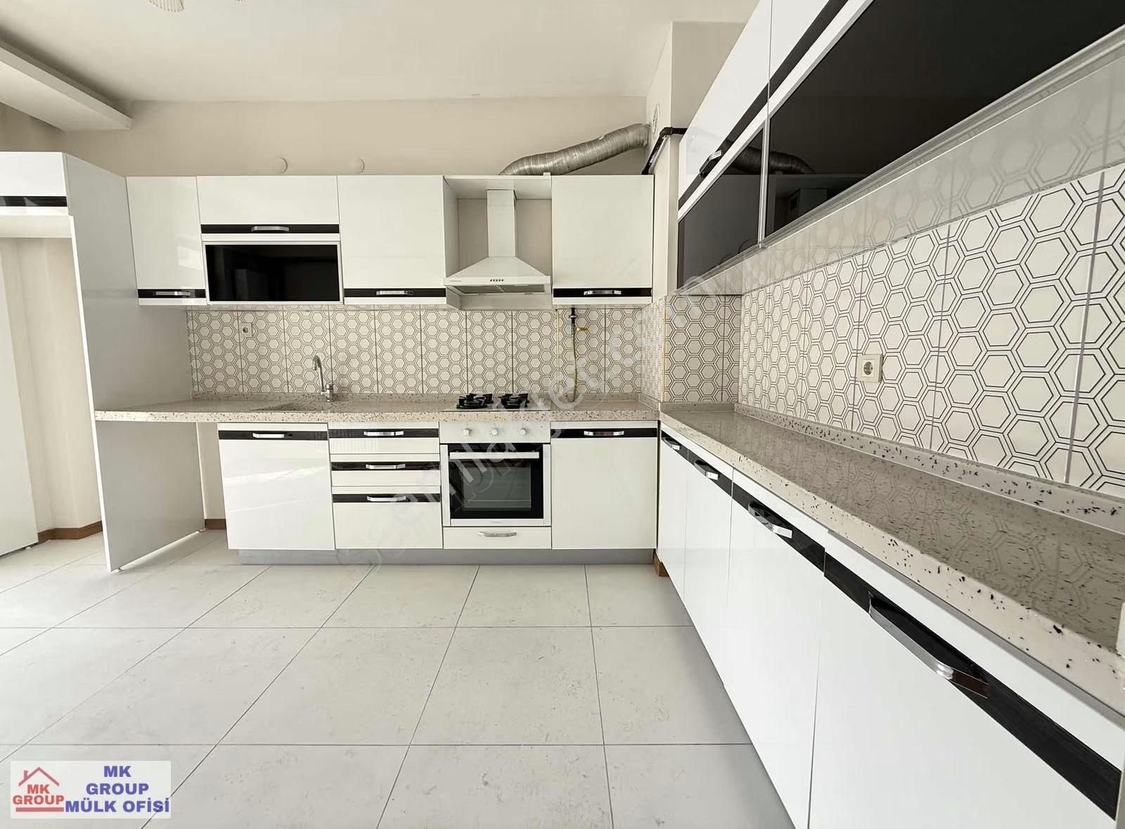 Yenidoğan'da Oscar Sitesinde Ultra Lux 3+1 Kiralık Daire - Görsel 15