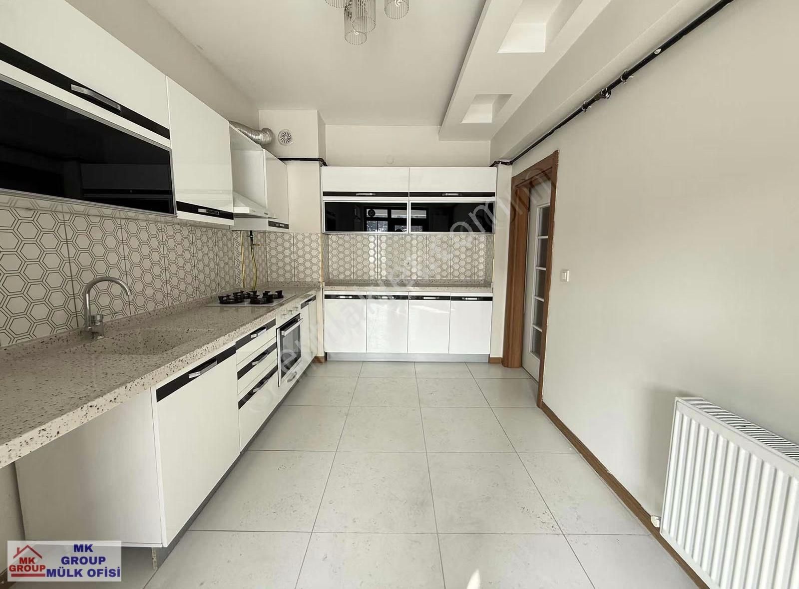 Yenidoğan'da Oscar Sitesinde Ultra Lux 3+1 Kiralık Daire - Görsel 12