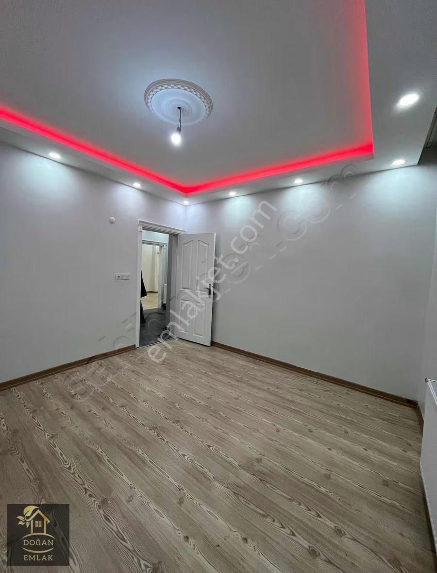 Sancaktepe Yunus Emre'de 2+1 Komple Yenilenmiş Balkonlu Giriş - Görsel 9