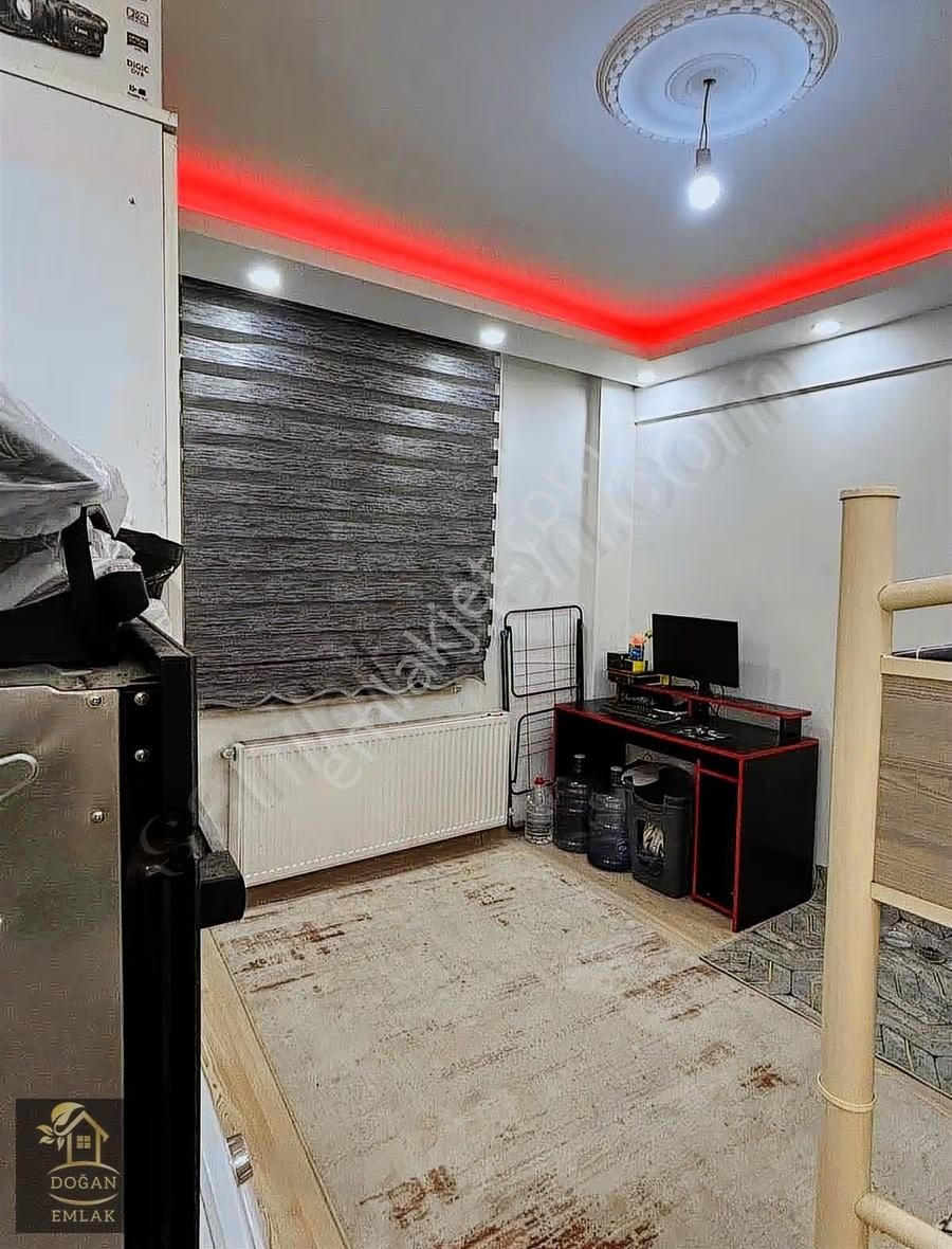 Sancaktepe Yunus Emre'de 2+1 Komple Yenilenmiş Balkonlu Giriş - Görsel 12