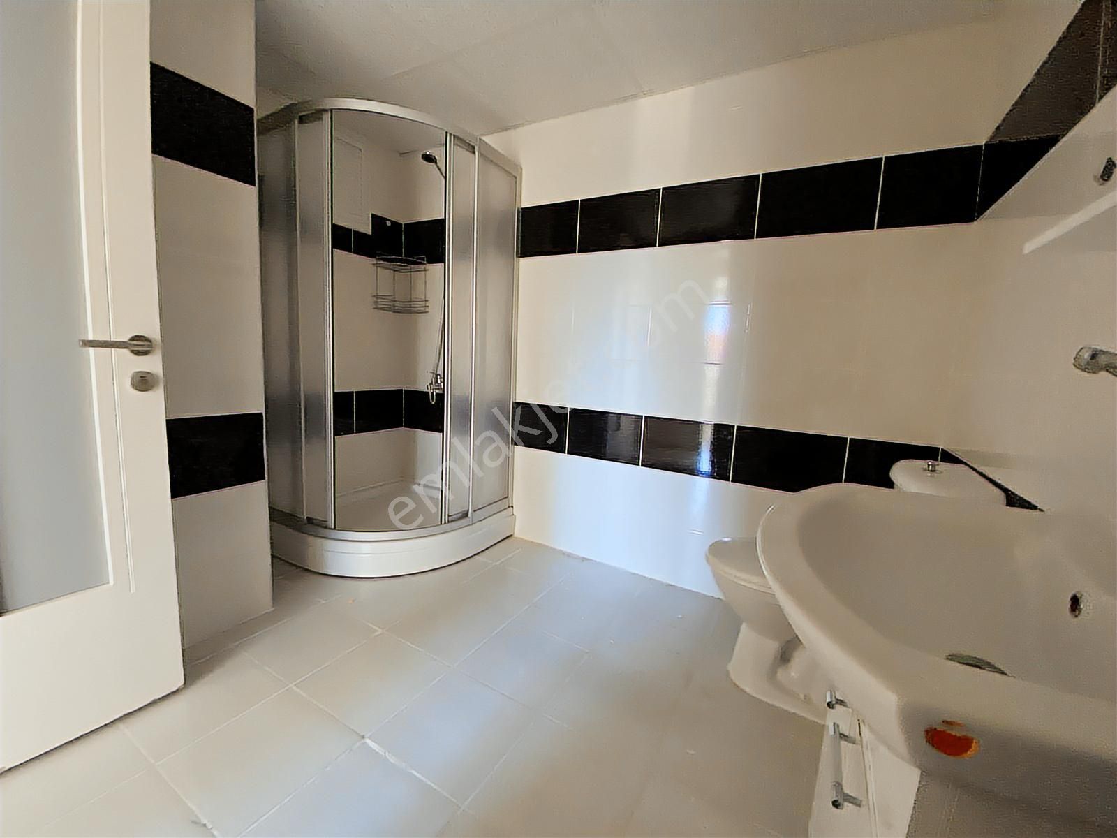 Uysal Emlak'tan Karaman Mahallesi'nde 135 M2 3+1 Daire - Görsel 8