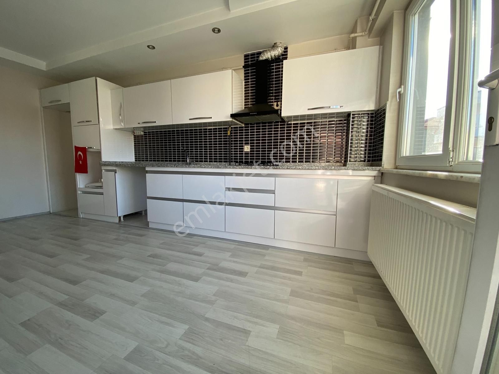 Uysal Emlak'tan Karaman Mahallesi'nde 135 M2 3+1 Daire - Görsel 7