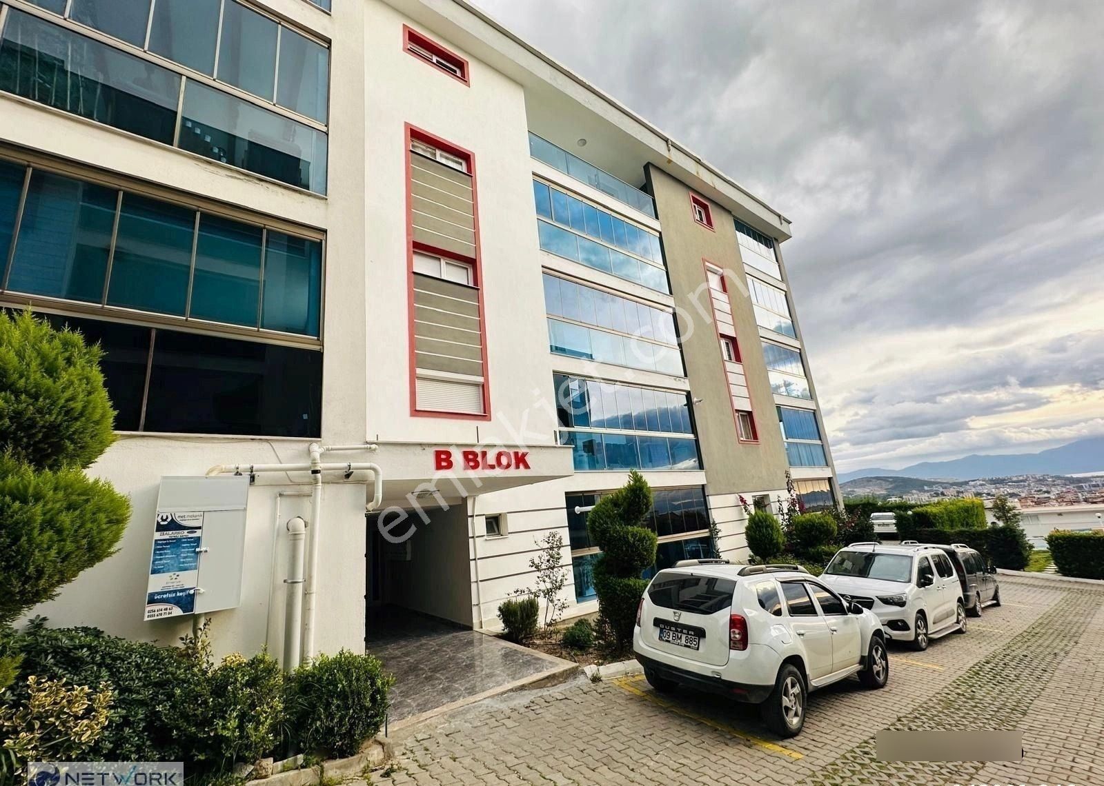 Kuşadası Ege'de Deniz Manzaralı, Havuzlu Sitede 200 M² 4+1 Satılık Lüks Daire - Görsel 35