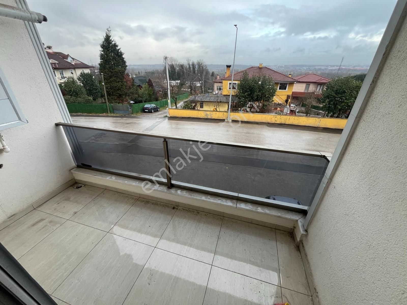 Kartepe'de Satılık 3+1 Geniş Güzel Daire - Görsel 9
