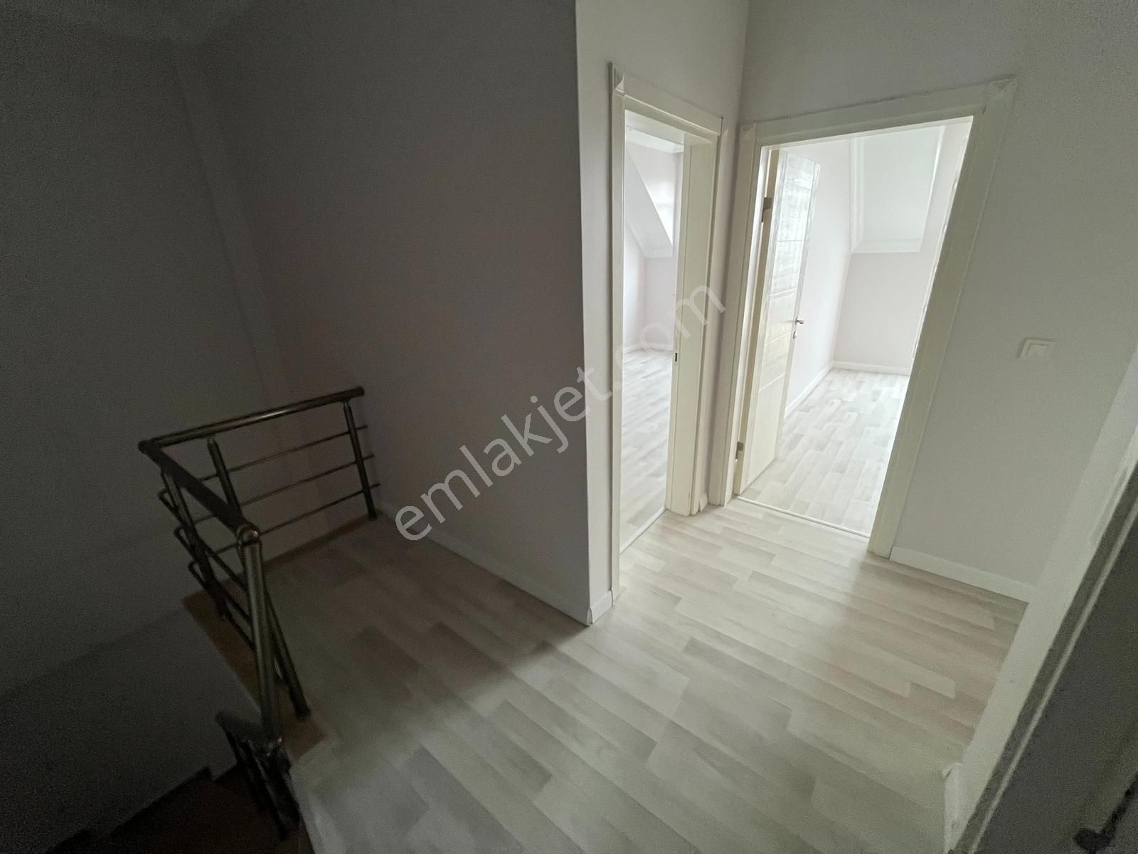 Kartepe'de Satılık 3+1 Geniş Güzel Daire - Görsel 29