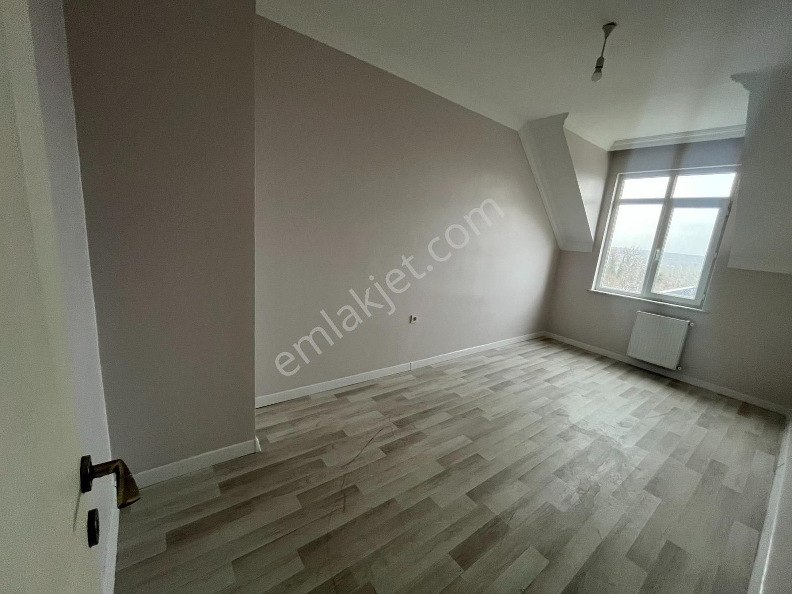 Kartepe'de Satılık 3+1 Geniş Güzel Daire - Görsel 6
