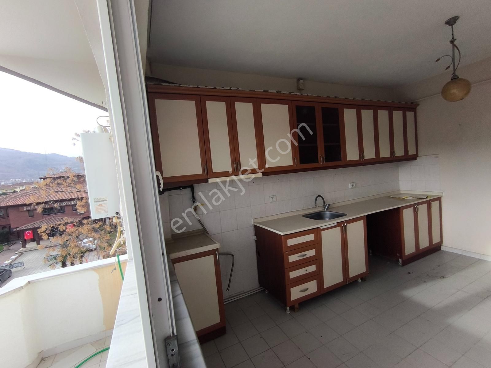 Turyaptan Sapanca Belediyesi Karşısı Geniş Ferah 3+1 Köşe Daire - Görsel 28