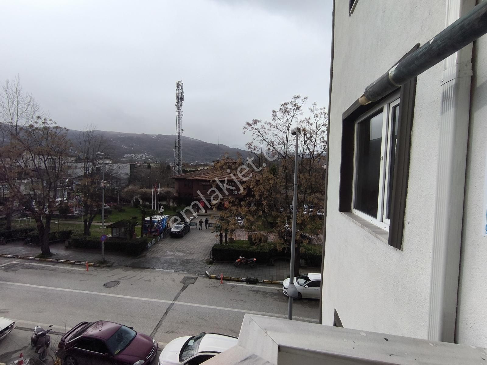 Turyaptan Sapanca Belediyesi Karşısı Geniş Ferah 3+1 Köşe Daire - Görsel 35