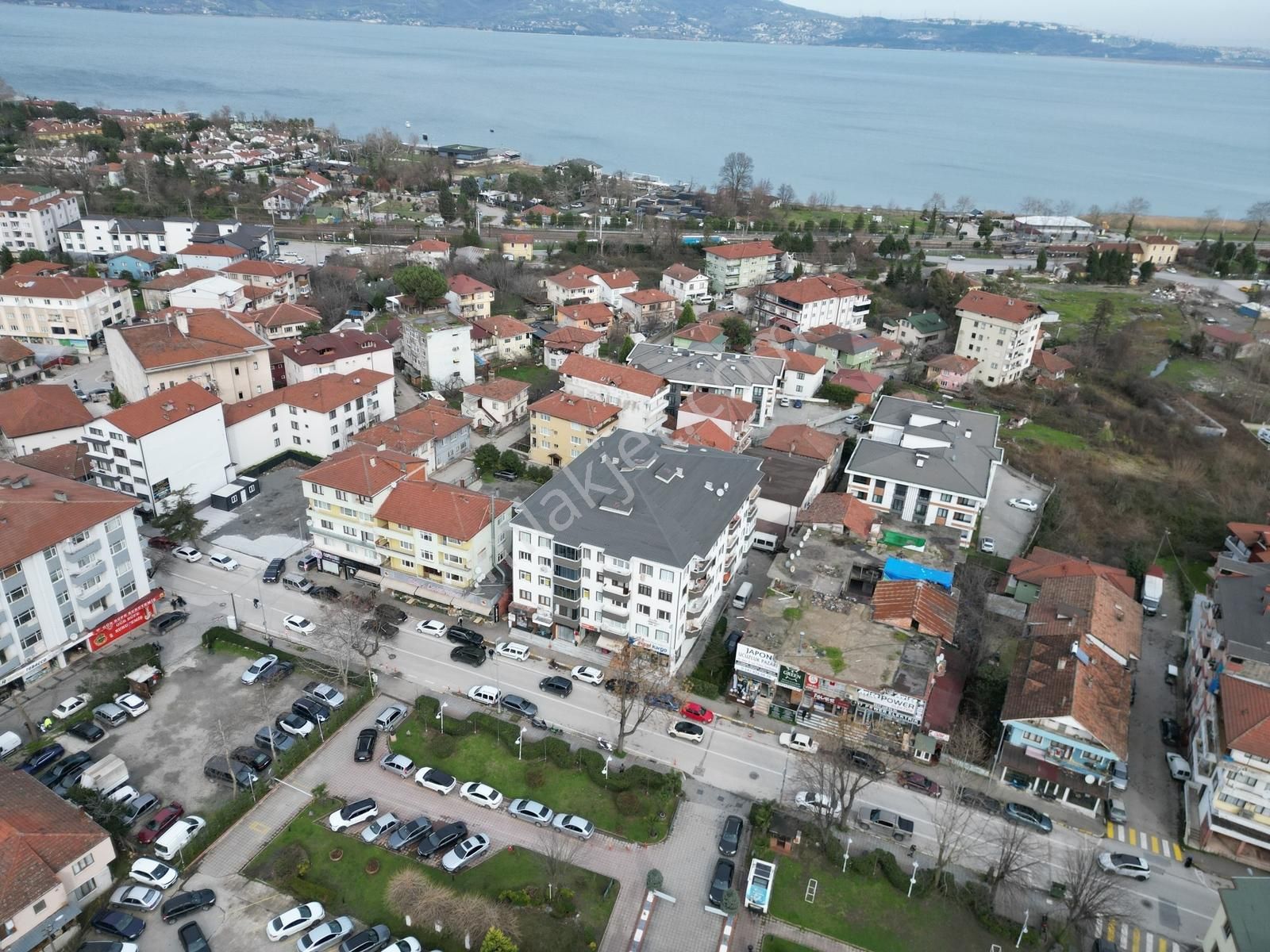 Turyaptan Sapanca Belediyesi Karşısı Geniş Ferah 3+1 Köşe Daire - Görsel 8