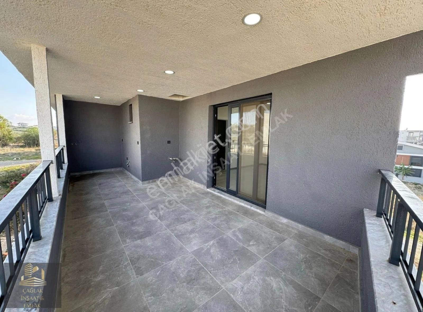 Satılık 3+1 Lüks Tripleks Villa, 180m², Oturuma Hazır - Görsel 13