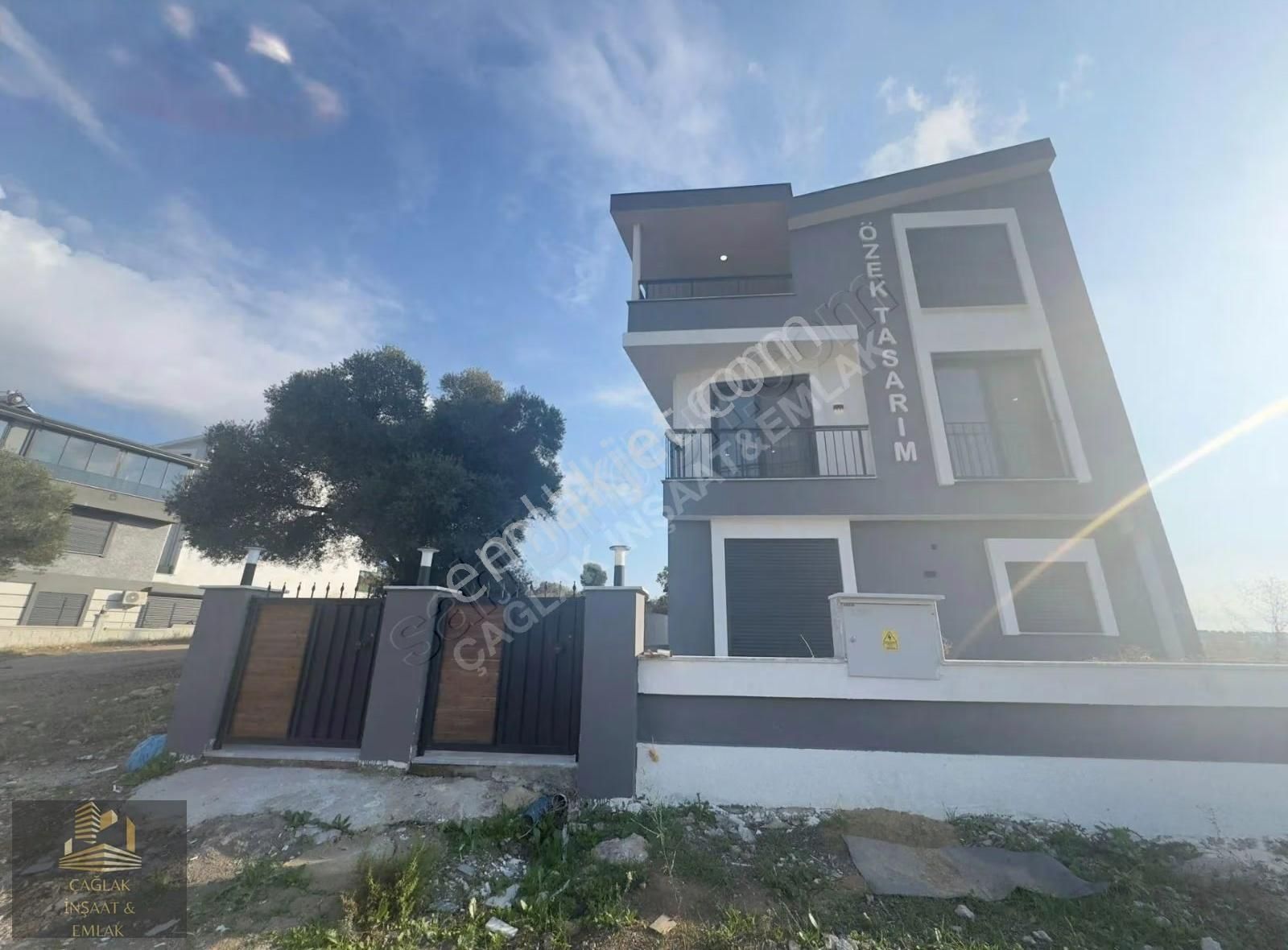 Satılık 3+1 Lüks Tripleks Villa, 180m², Oturuma Hazır - Görsel 4