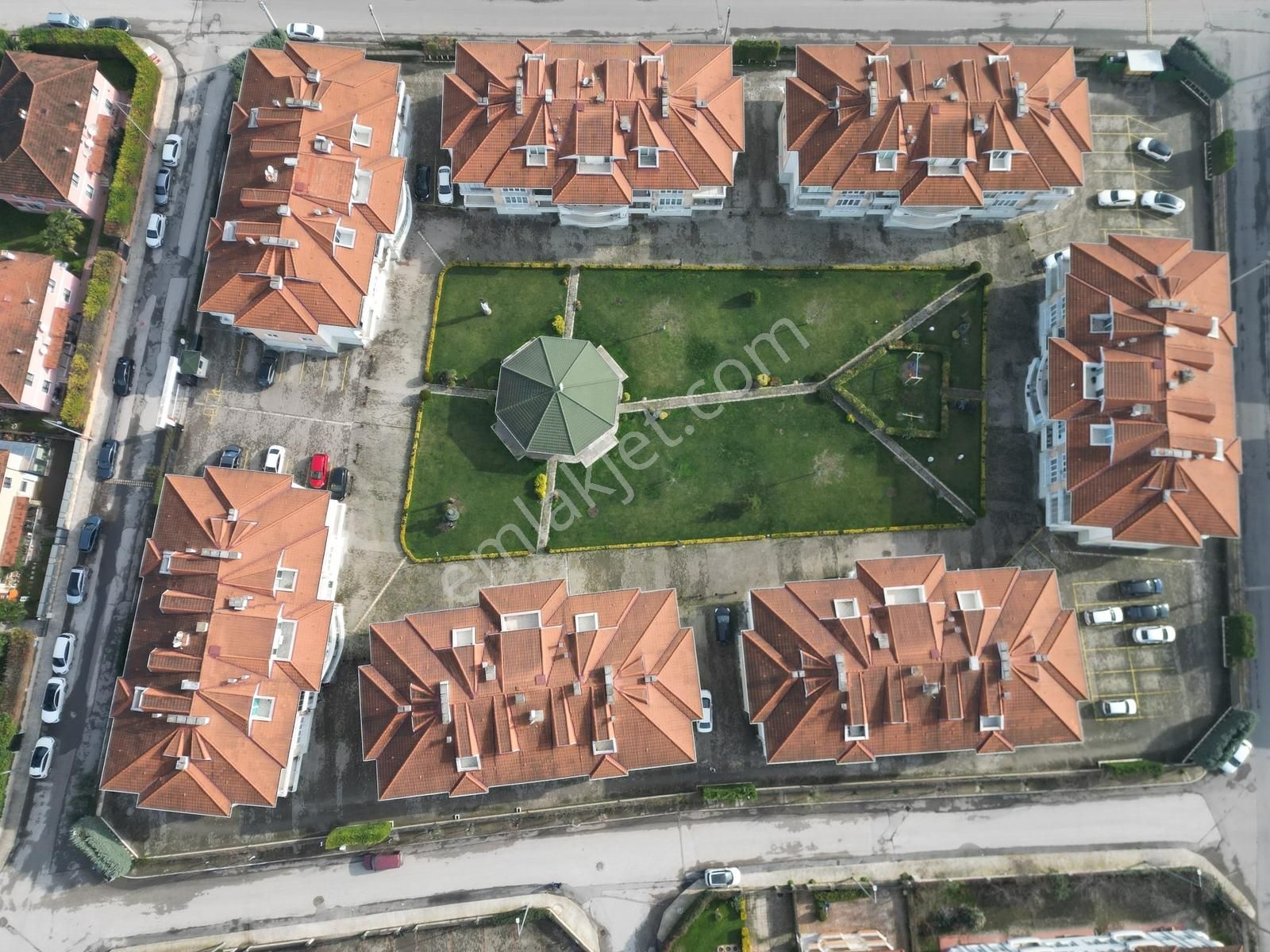 Serdivan A.v.m Yakını İyi Konumda Kiralık 2+1 Daire - Görsel 7