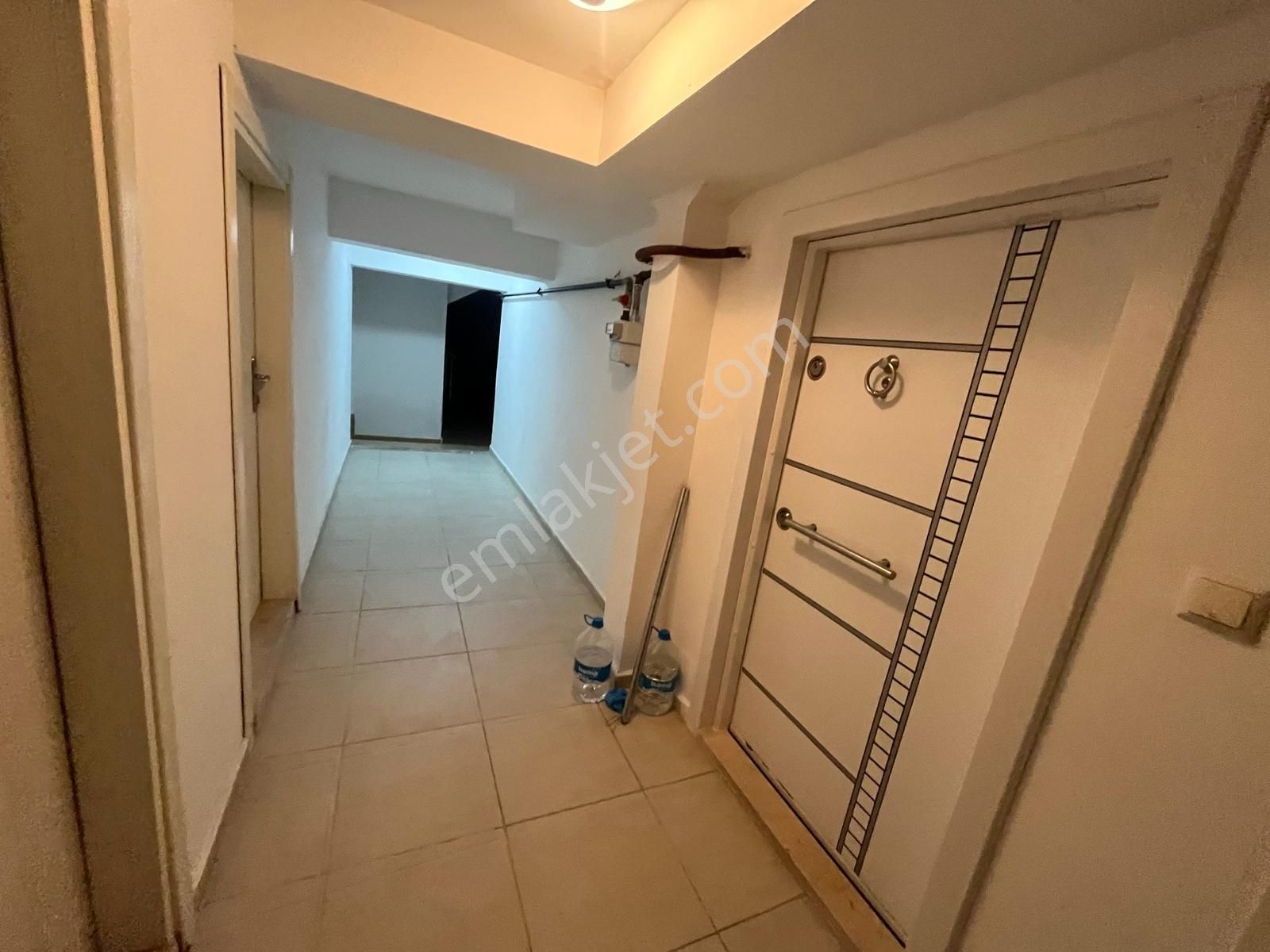 Serdivan A.v.m Yakını İyi Konumda Kiralık 2+1 Daire - Görsel 12