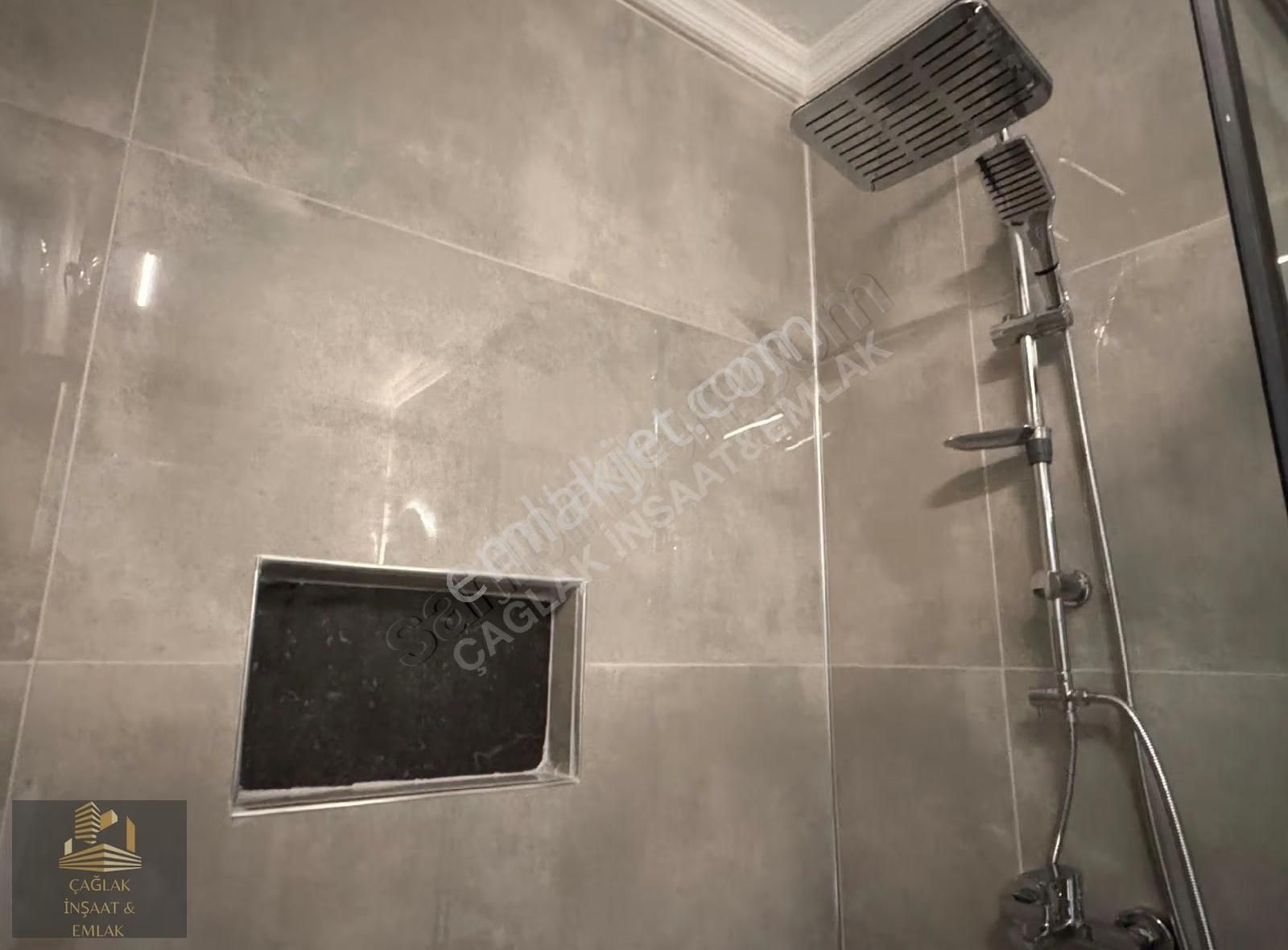 Altınkum'da Havuzlu Lüks 4+1 Villa - 180m² - Görsel 16