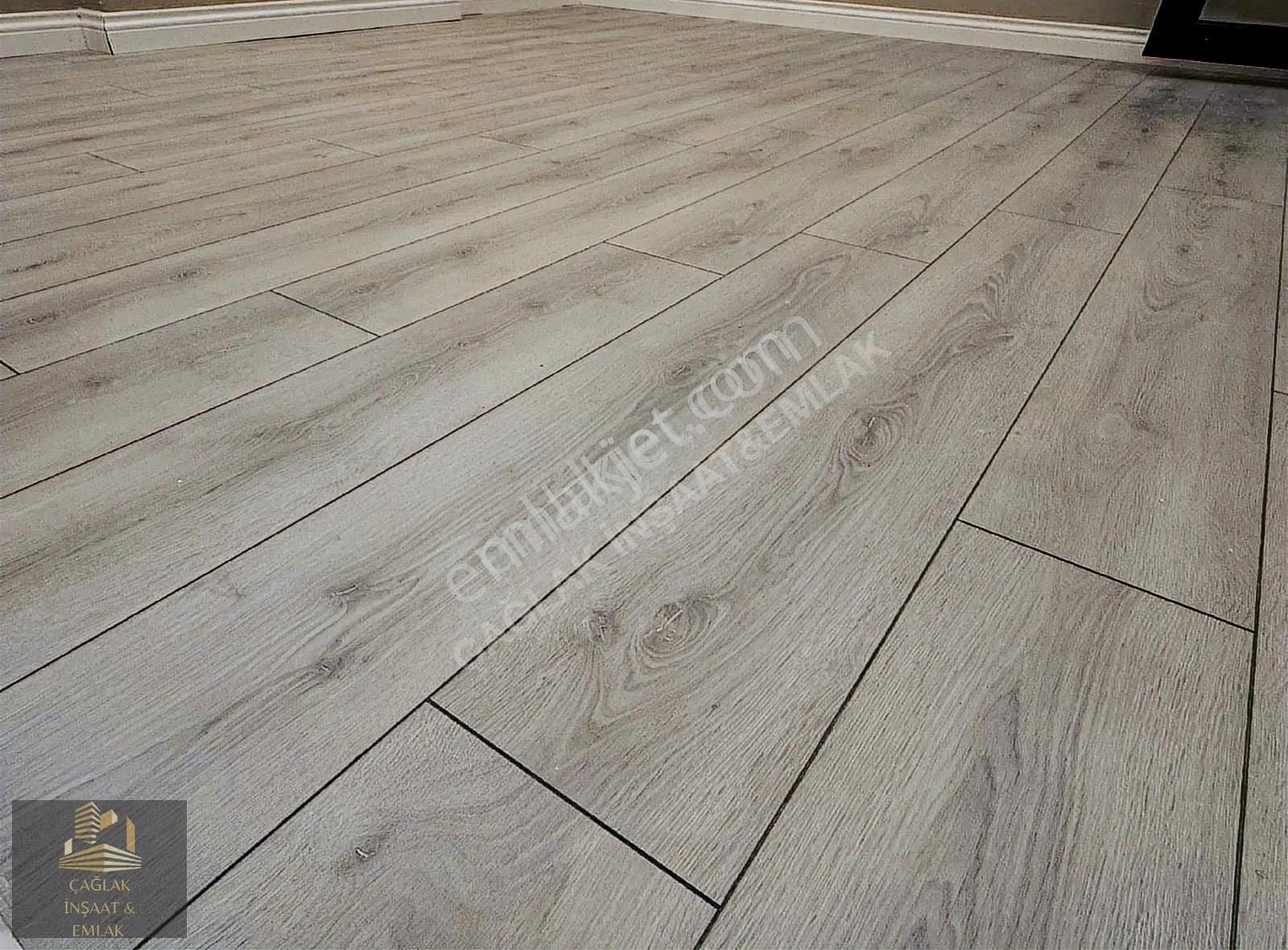 Altınkum'da Havuzlu Lüks 4+1 Villa - 180m² - Görsel 12