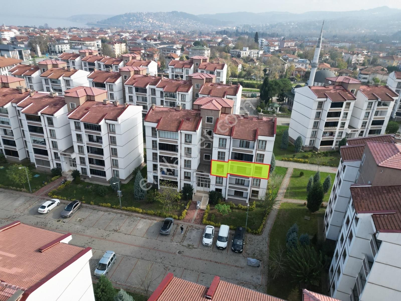 Sapanca Gazipaşa Yeni Toki'de Çift Cepheli 2 Balkonlu Geniş 3+1 - Görsel 25