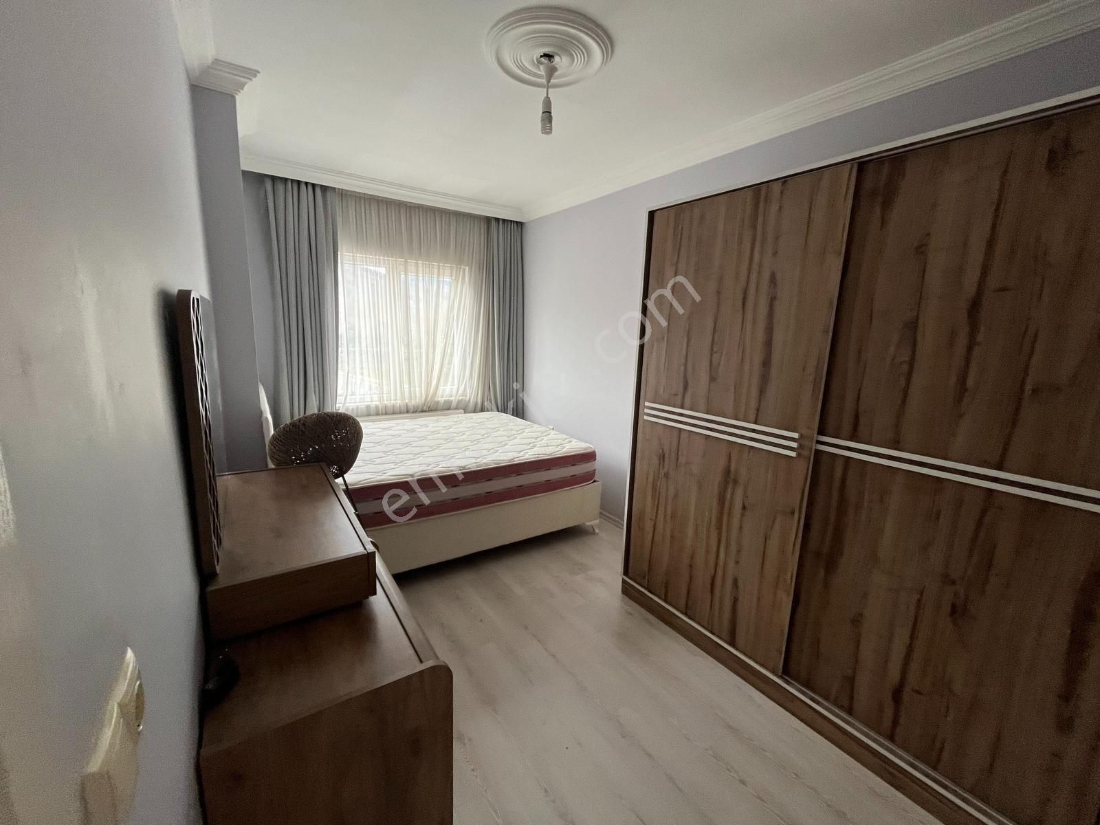 Havuzlu Sitede 1+1 Eşyalı Güzel Daire - Görsel 3