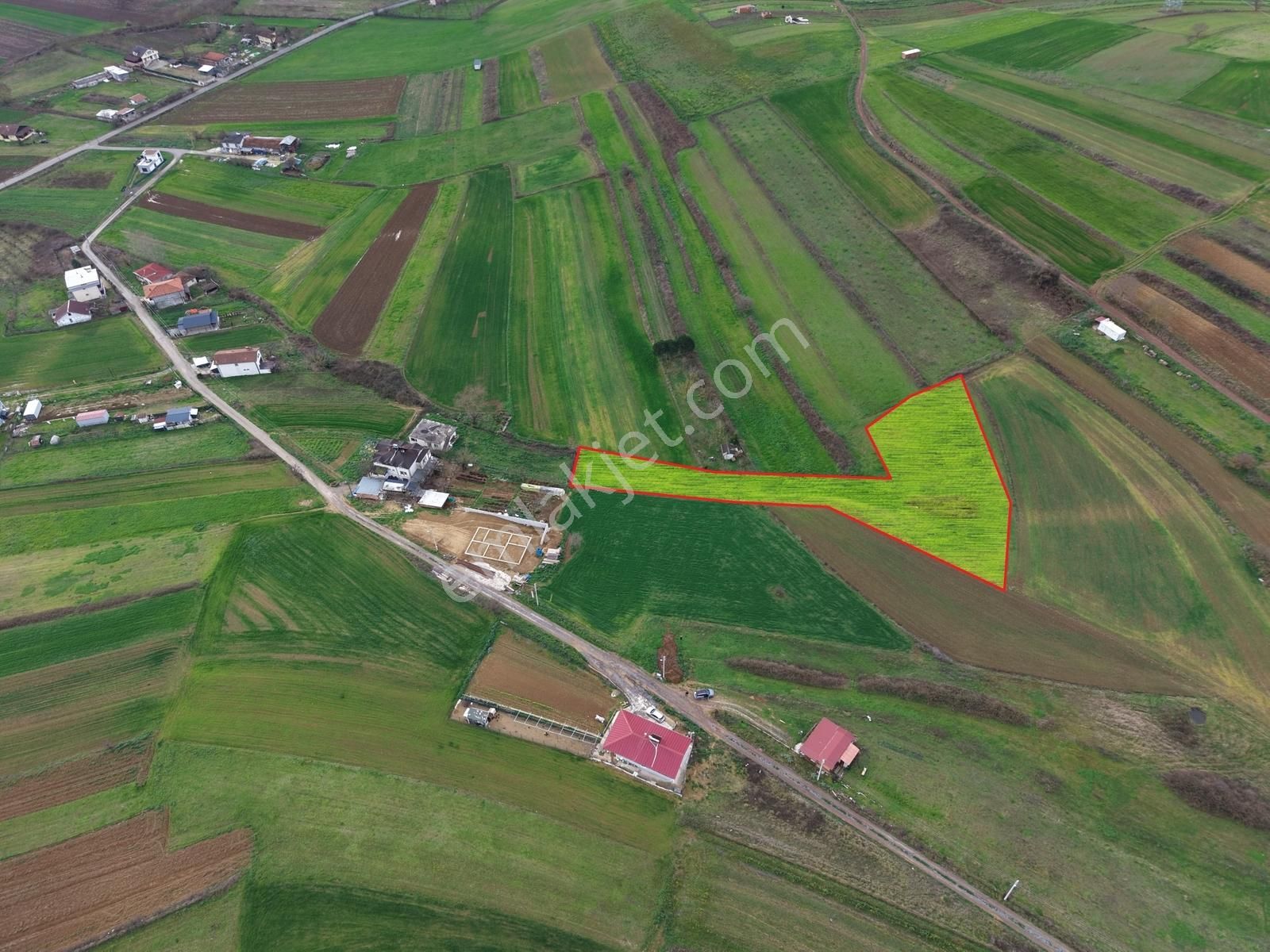 Turyaptan Sakarya Kayrancıkta Köyiçine Yakın Uygun Fiyatlı Arazi