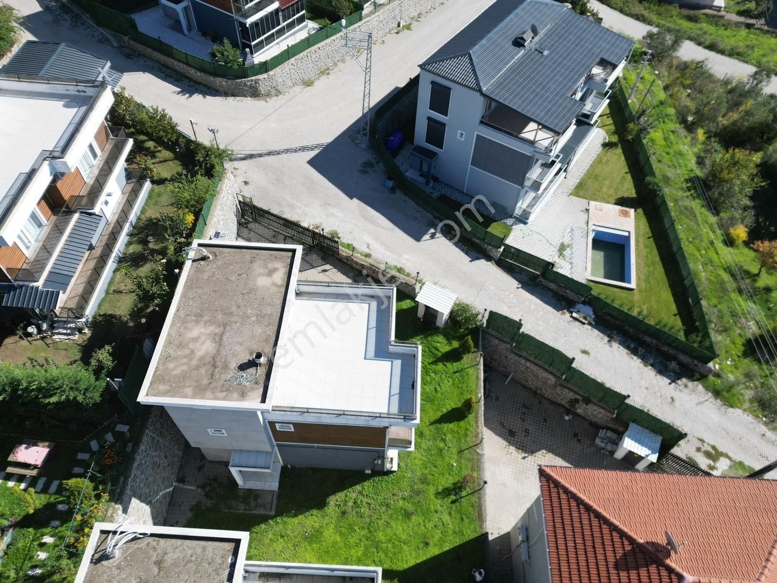 Turyaptan Geyve Site İçi Müst Bahçeli-otoparkl Triplex 4+1 Villa - Görsel 17