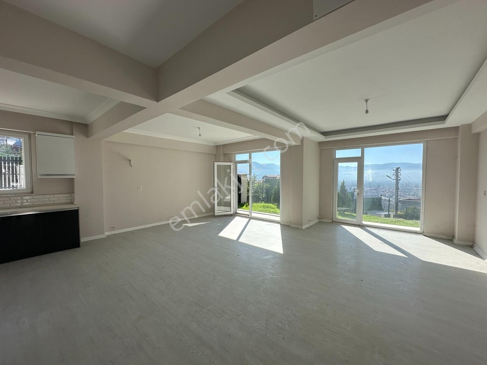 Turyaptan Geyve Site İçi Müst Bahçeli-otoparkl Triplex 4+1 Villa - Görsel 25