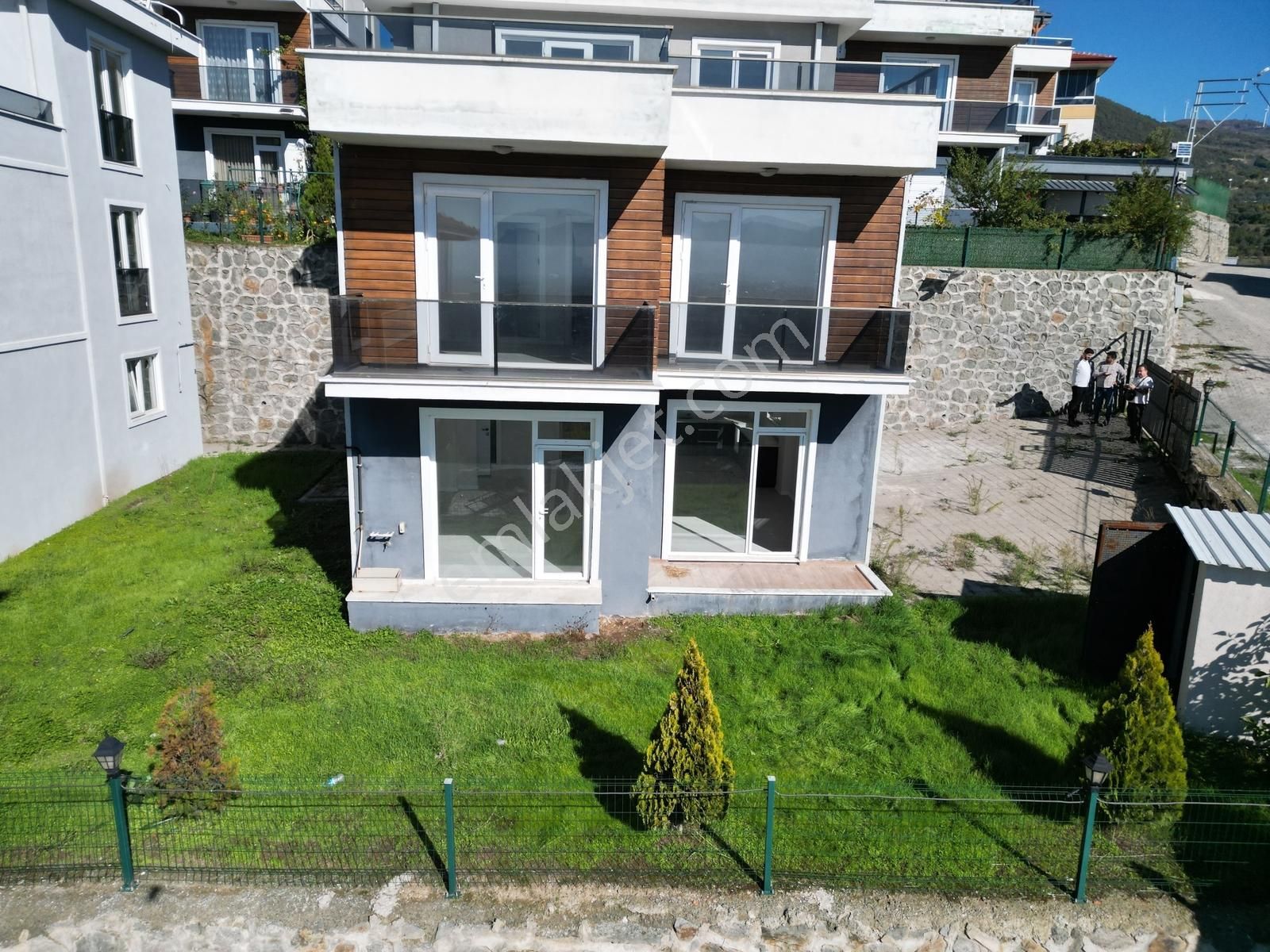 Turyaptan Geyve Site İçi Müst Bahçeli-otoparkl Triplex 4+1 Villa - Görsel 24