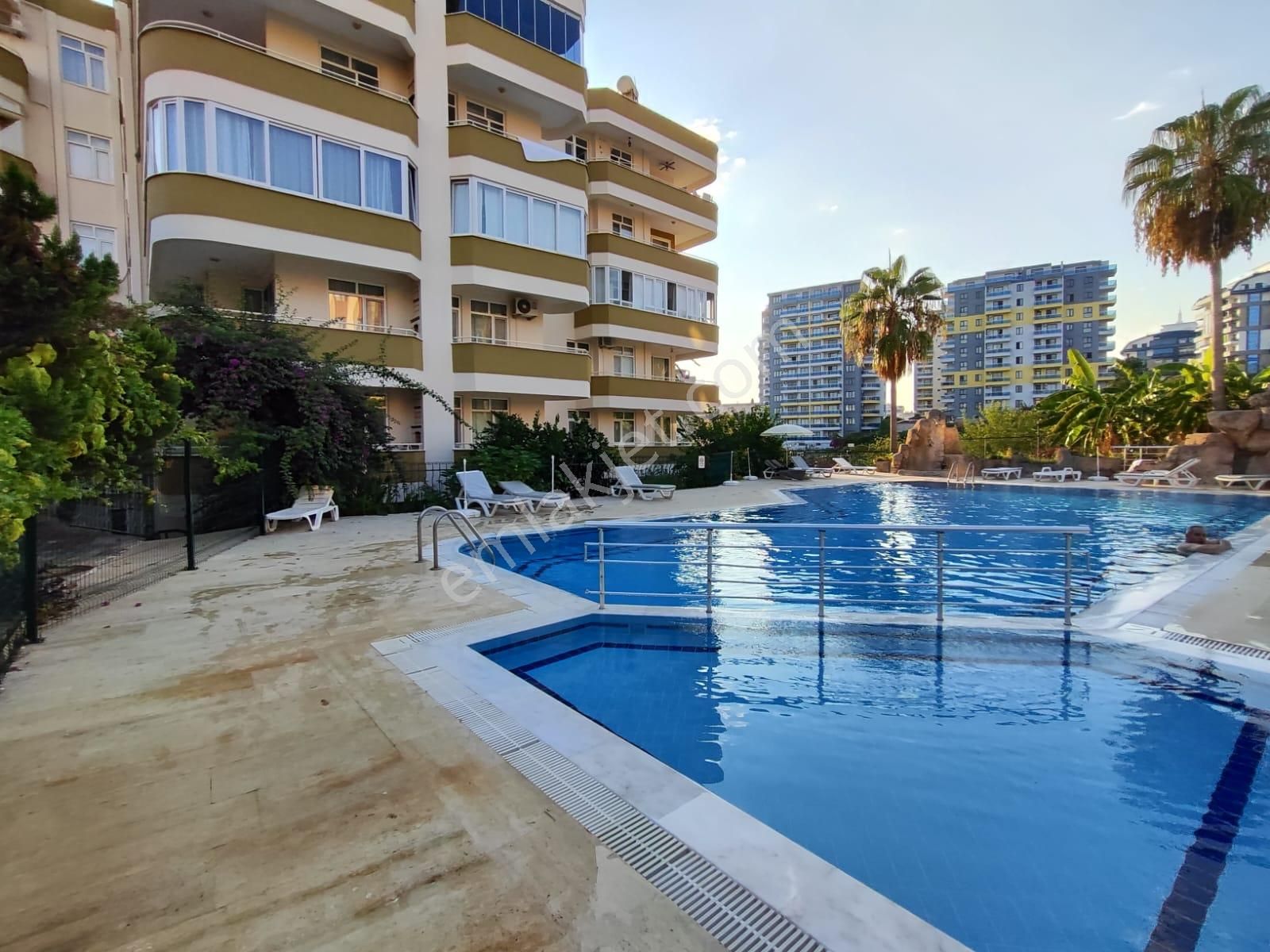 Mahmutlar Alkom 8 Sitesi Satılık 2+1