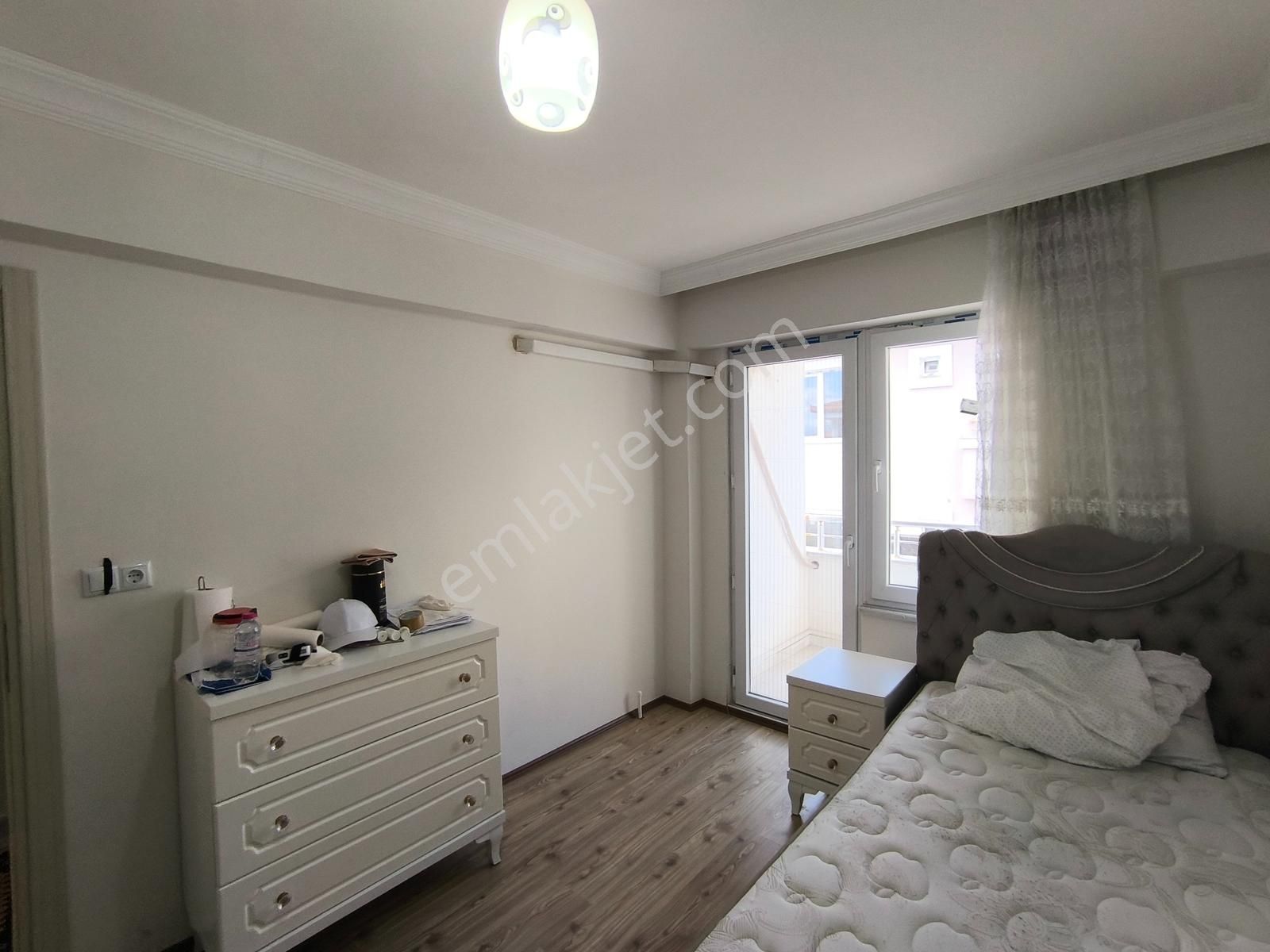 Turyaptan Karapürçek Havuzlu Sitede Ayrı Mutfaklı Eşyalı Hesaplı - Görsel 25