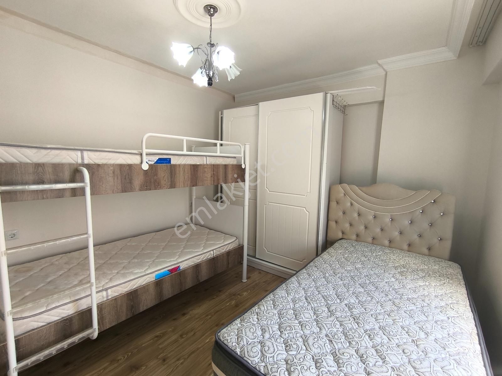 Turyaptan Karapürçek Havuzlu Sitede Ayrı Mutfaklı Eşyalı Hesaplı - Görsel 8