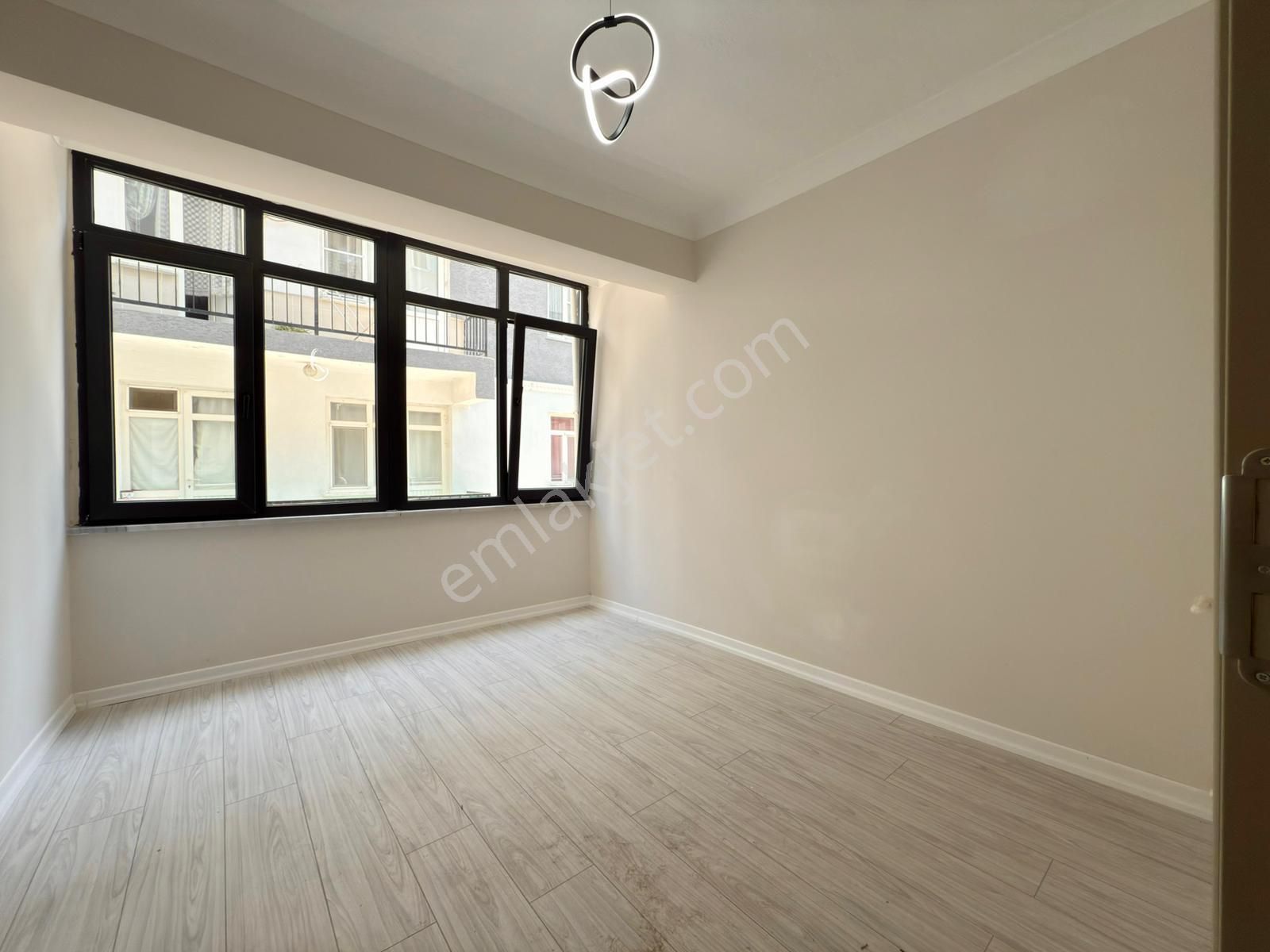 Yüksel'den Akçayın Merkezde Önü Açık Ve Ferah Denize 300m Satılık Lüks 2+1 Daire - Görsel 14