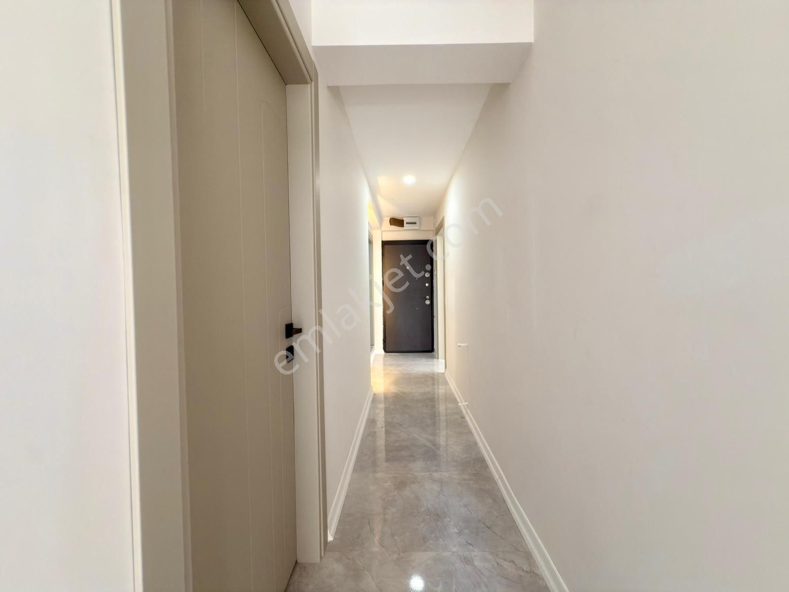 Yüksel'den Akçayın Merkezde Önü Açık Ve Ferah Denize 300m Satılık Lüks 2+1 Daire - Görsel 25