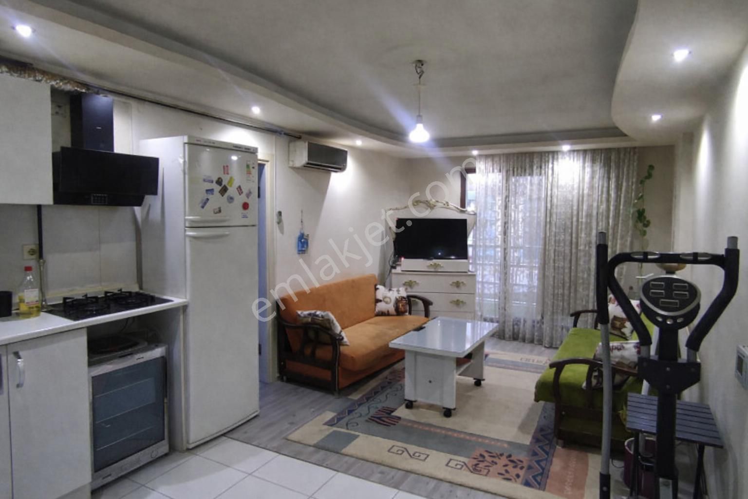 Elfi Den Plevne Mahallesi Satılık 1+1 Daire