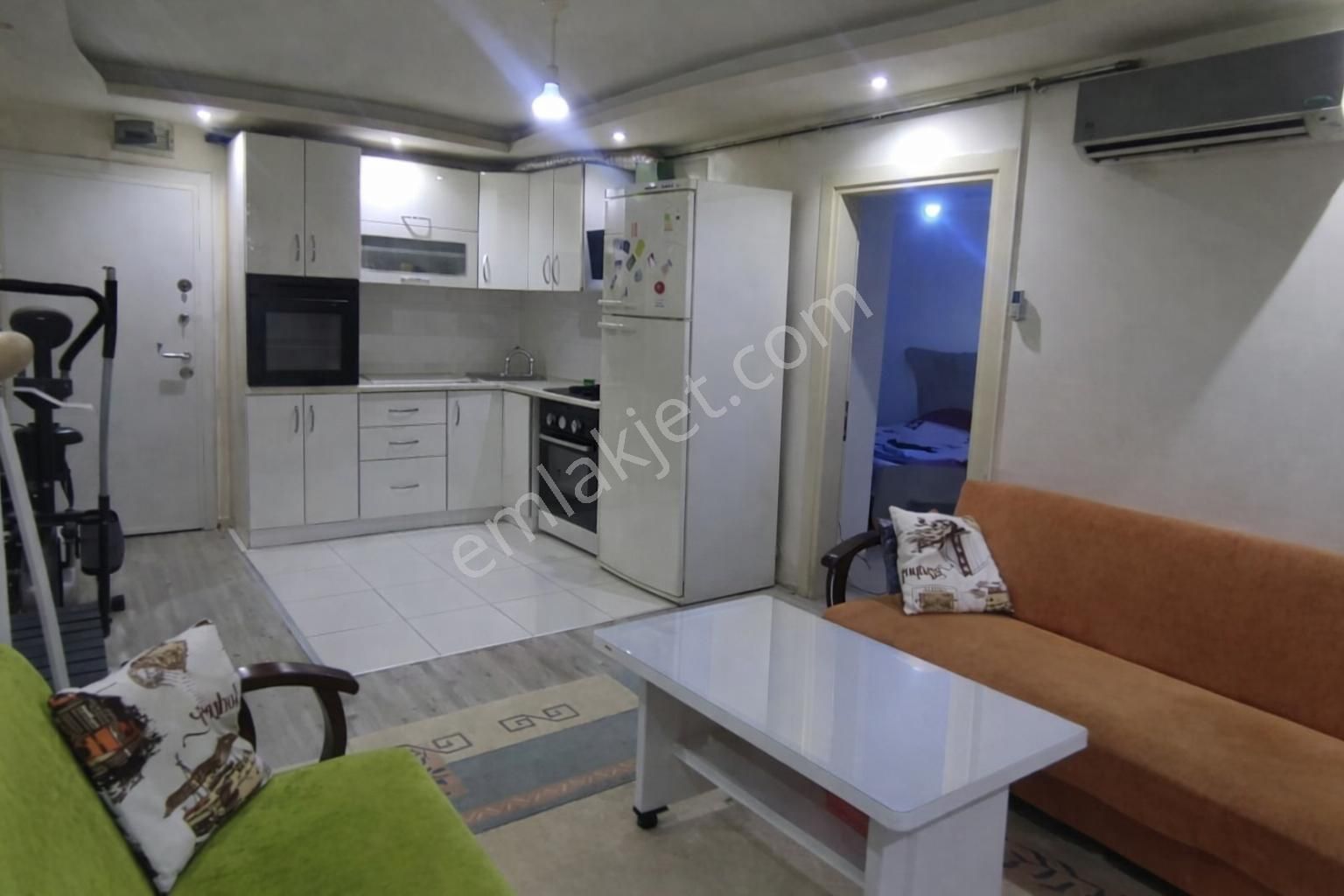 Elfi Den Plevne Mahallesi Satılık 1+1 Daire - Görsel 2