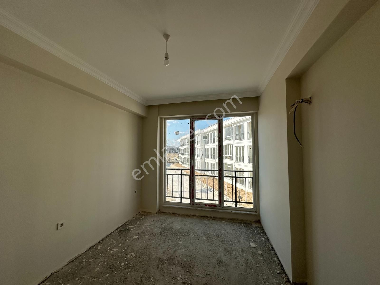 Turyaptan Sapanca Ünlüce Asnsörlü Yeni Sitede Geniş 3+1 Daire - Görsel 5