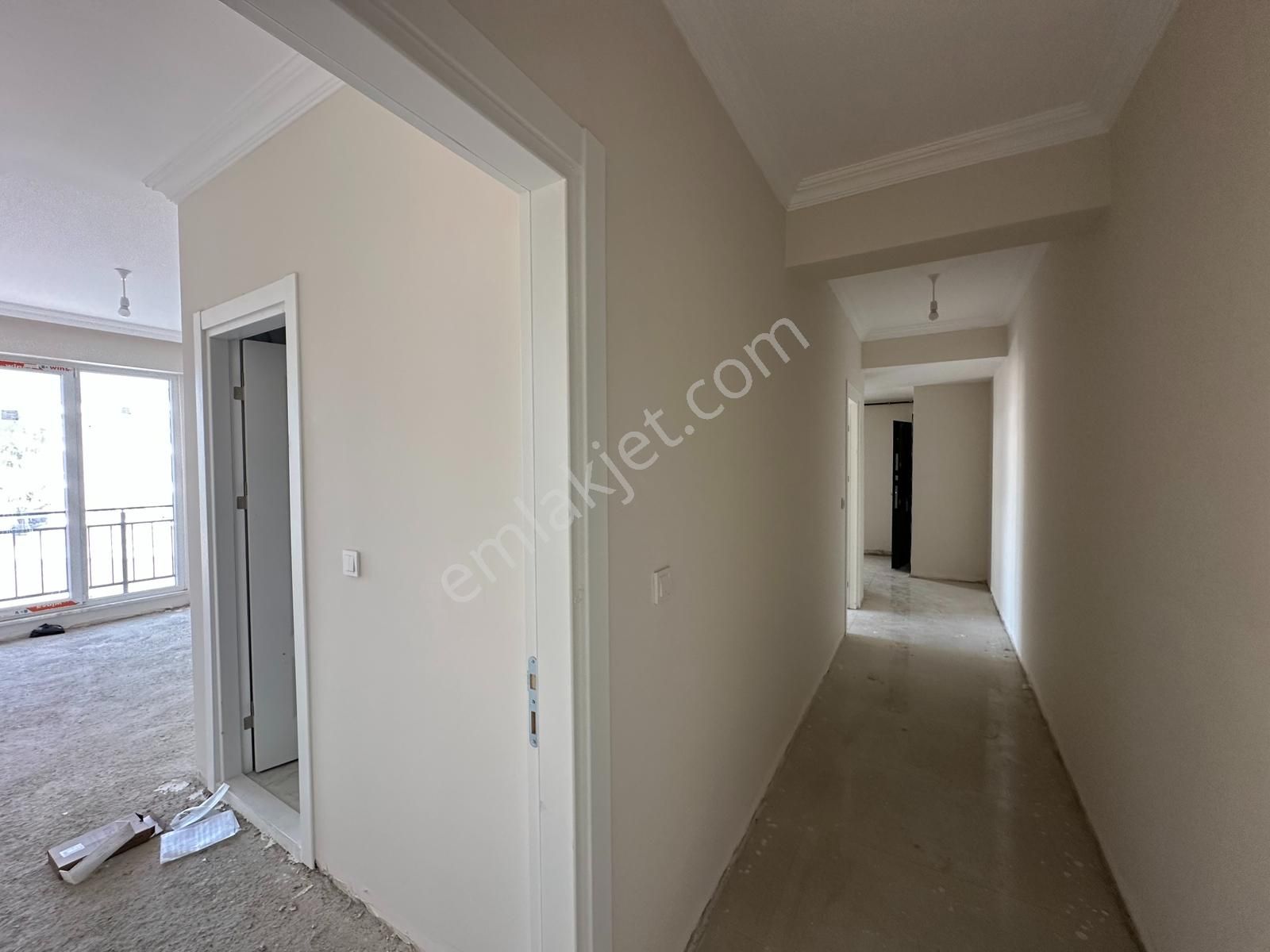 Turyaptan Sapanca Ünlüce Asnsörlü Yeni Sitede Geniş 3+1 Daire - Görsel 27