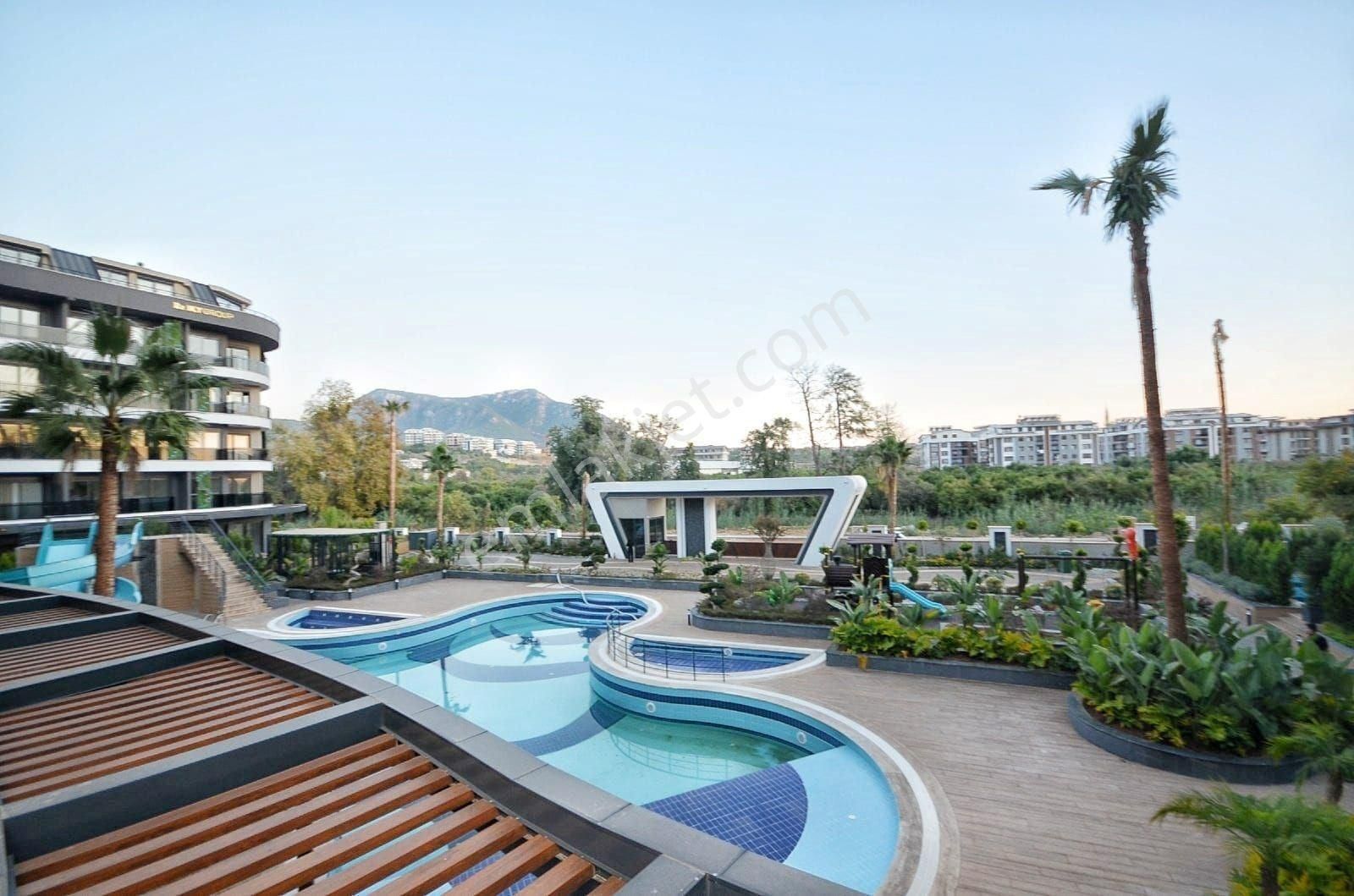 Alanya / Oba’da Satılık 1+1 Daire — Full Aktiviteli Site İçinde - Görsel 18